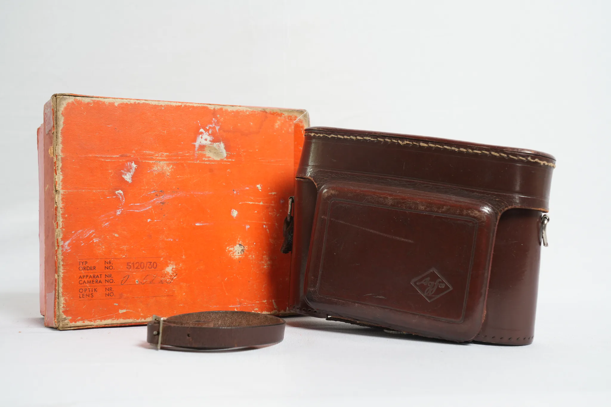 Agfa Isolette 1 Vintage Folding Camera — photograph