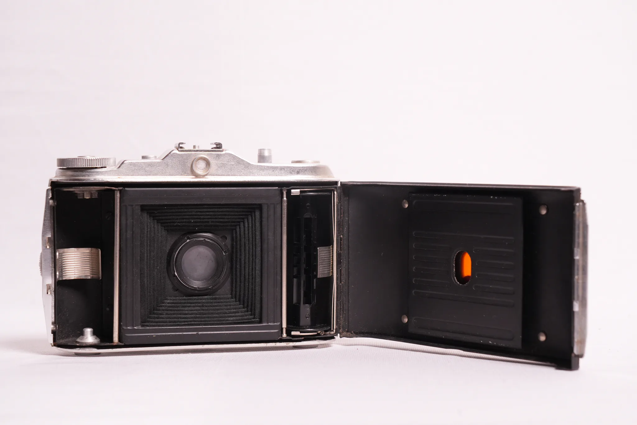 Agfa Isolette I Vintage Folding Camera — photograph