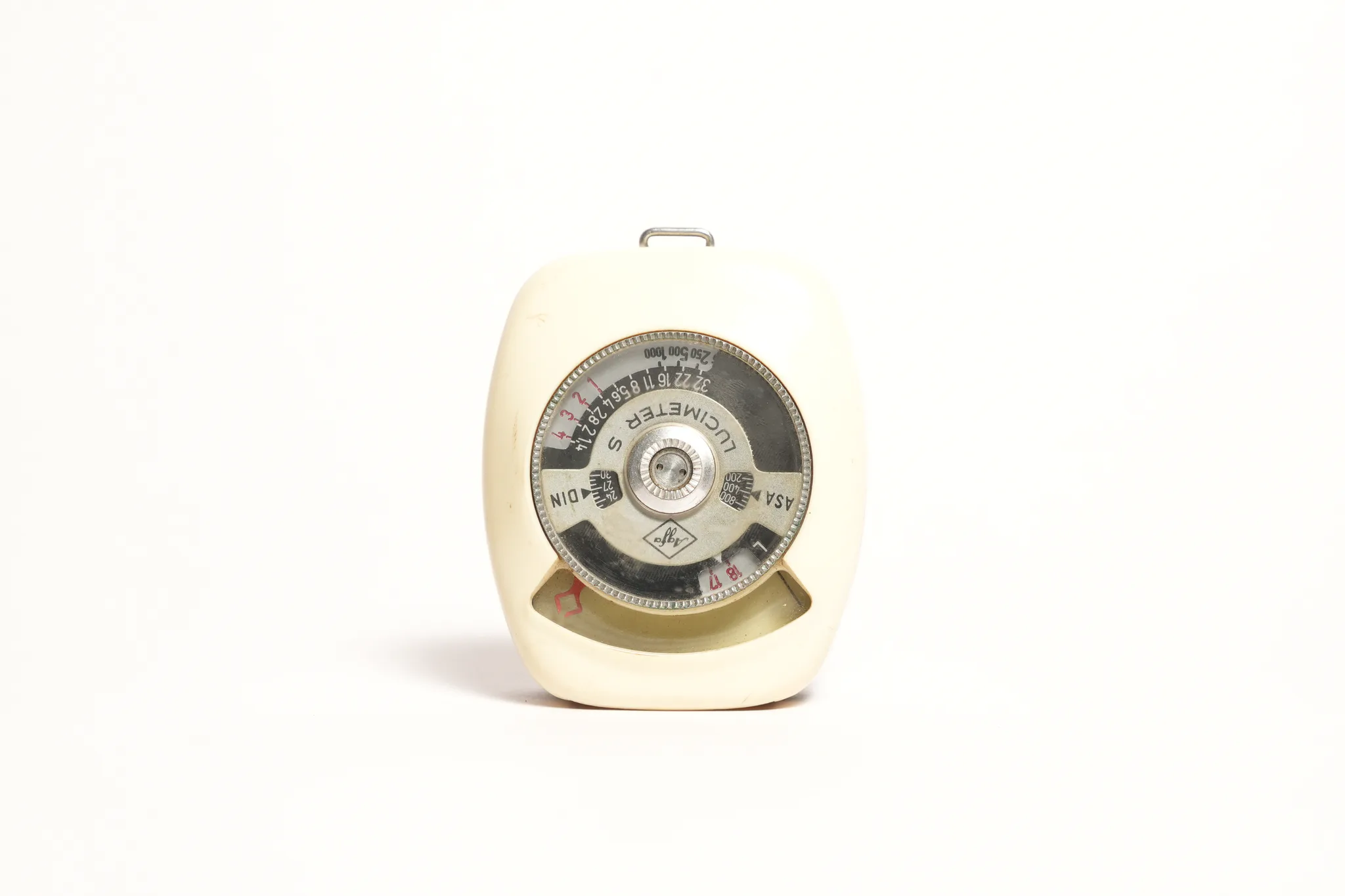Agfa Lucimeter S Vintage Selenium Light Meter — Agfa: a tangible chapter of the analog era.