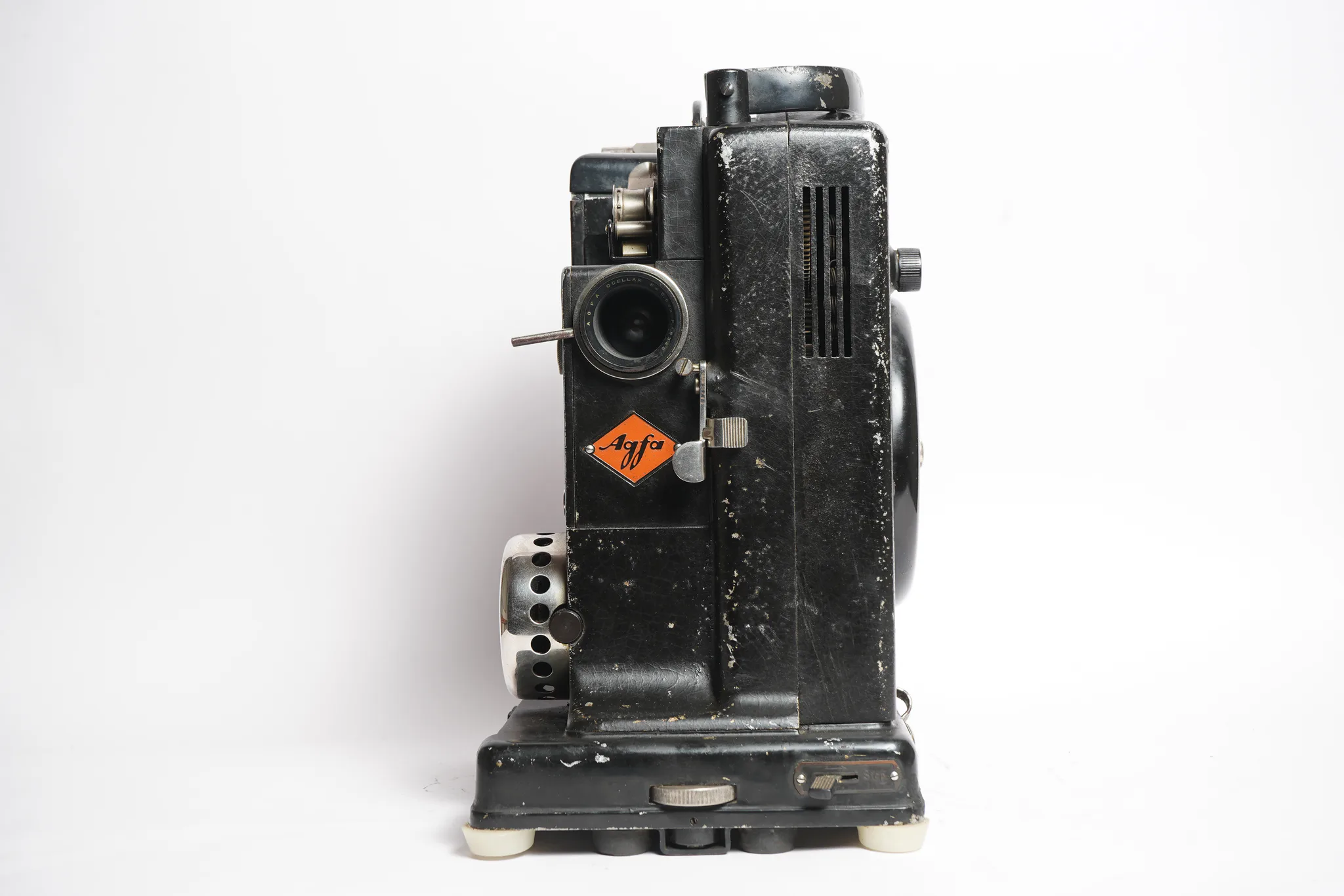 Agfa Movector 16 A.S. 16mm Projector — photograph