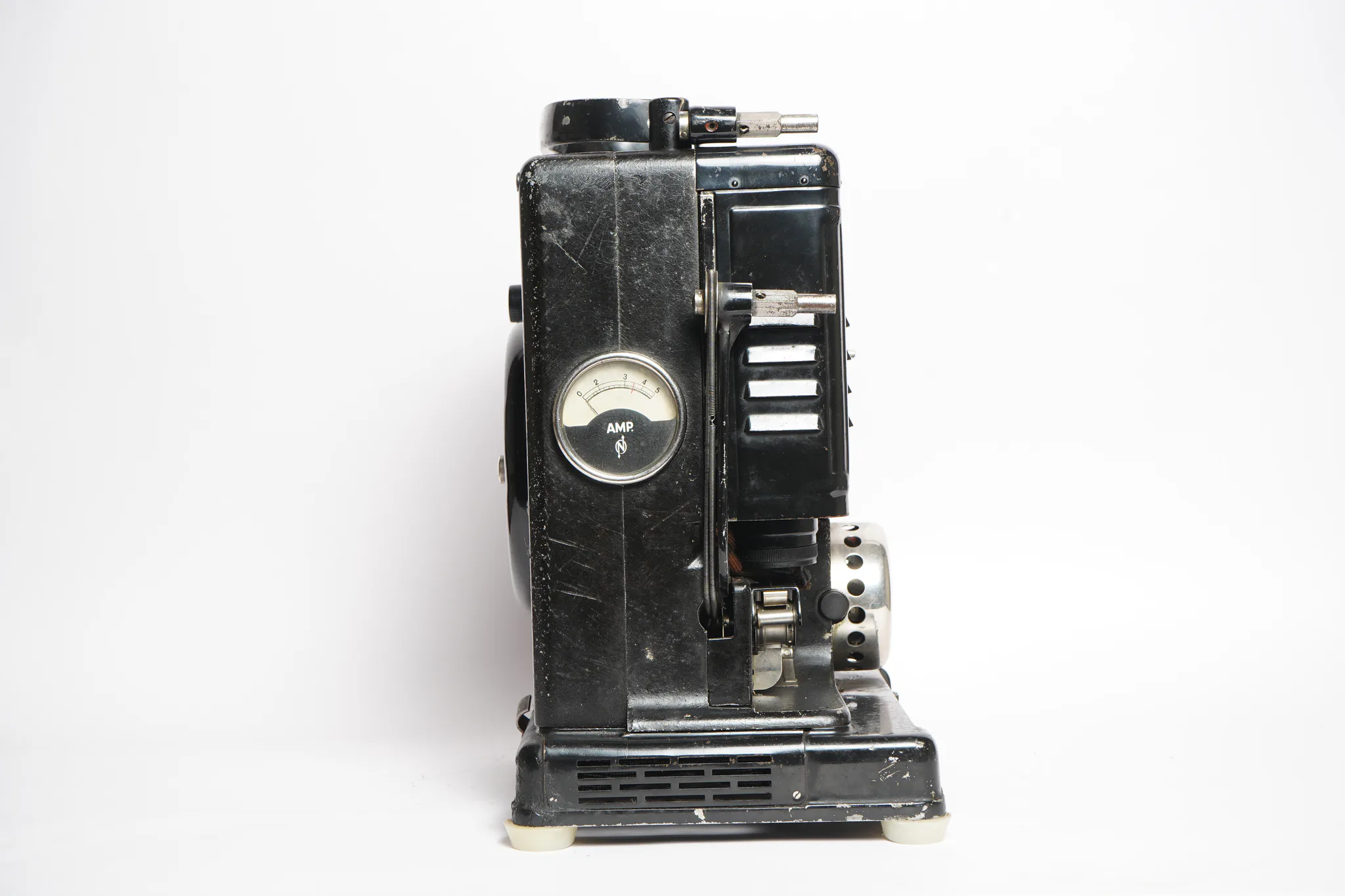Agfa Movector 16 A.S. 16mm Projector — photograph