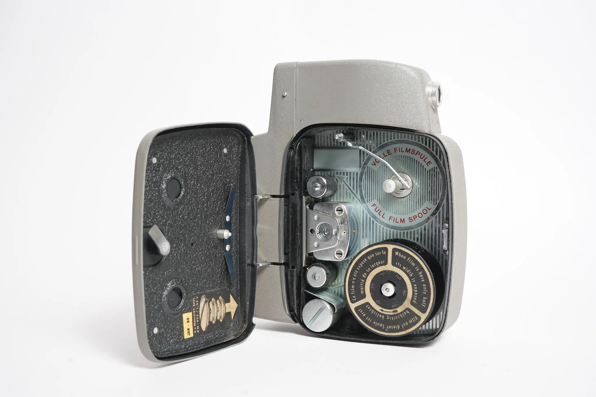 Agfa Movex 88 8mm Cine Camera — photograph