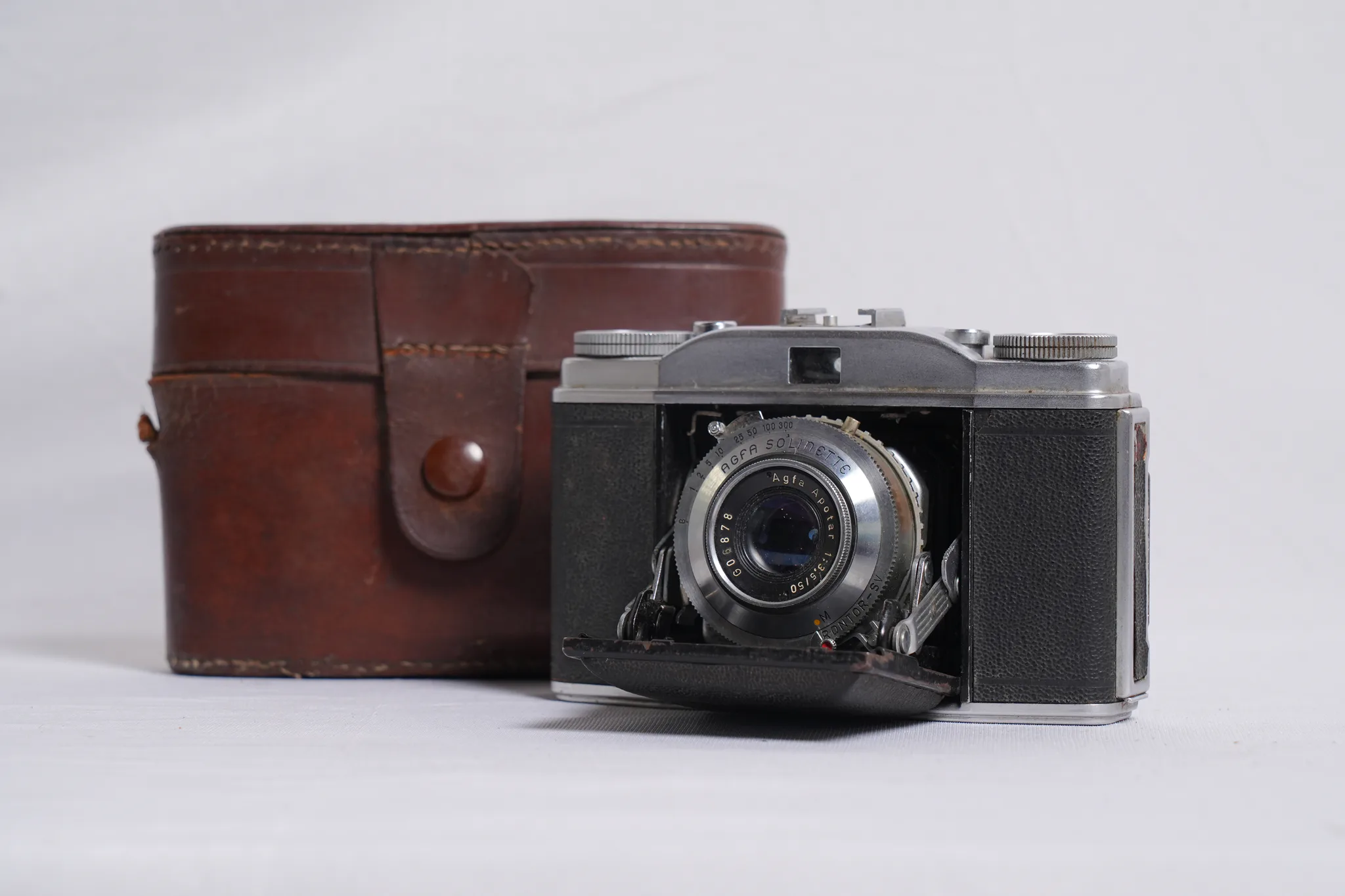 Agfa Solinette Folding Camera with Leather Case — photograph