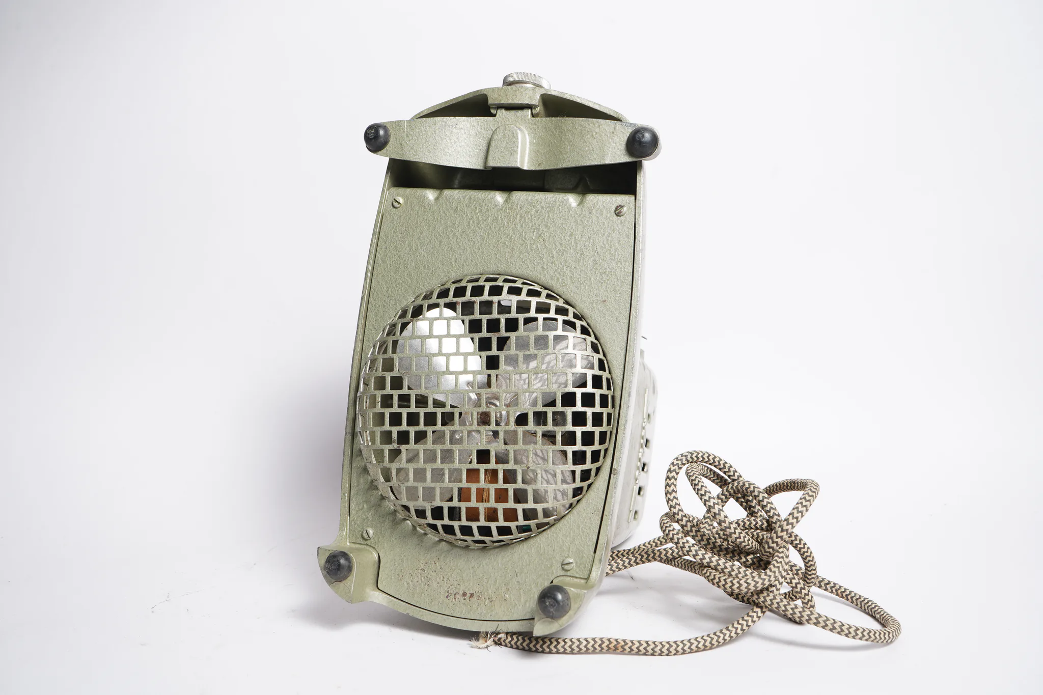 Aldis 303 Aspheric Slide Projector — photograph