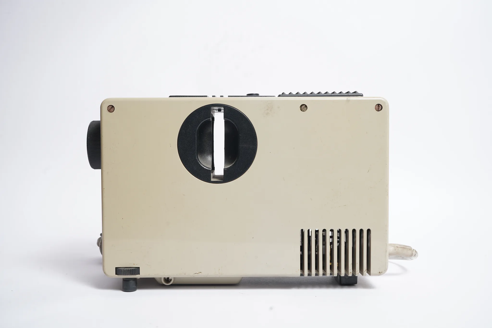 Braun D40 Slide Projector — Braun AG Frankfurt: a tangible chapter of the analog era.