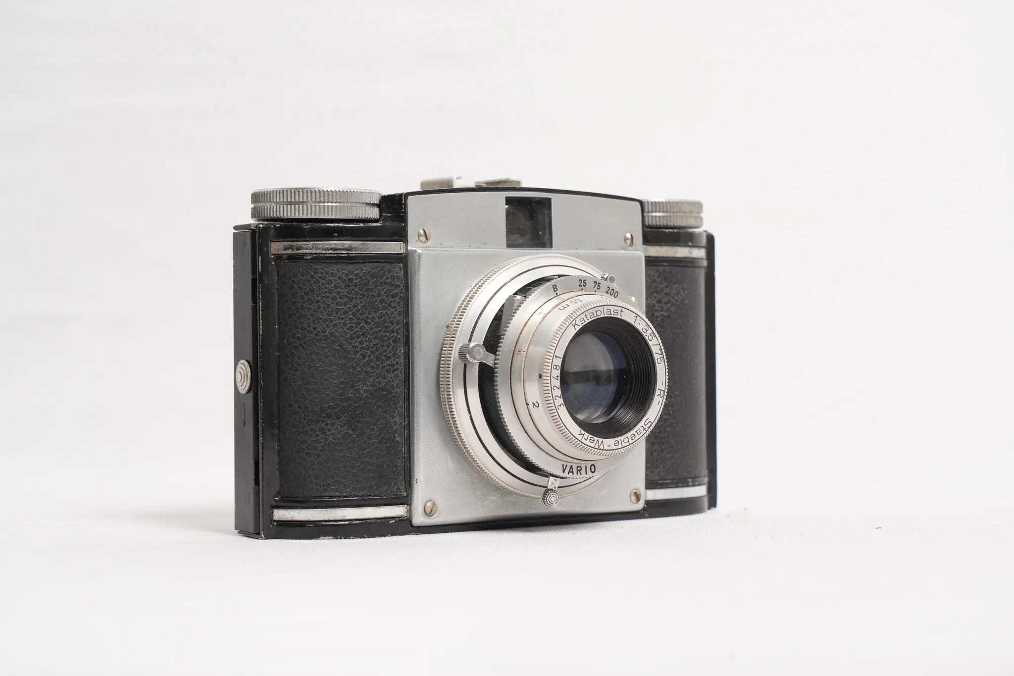 Braun Paxina Vario Vintage Viewfinder Camera