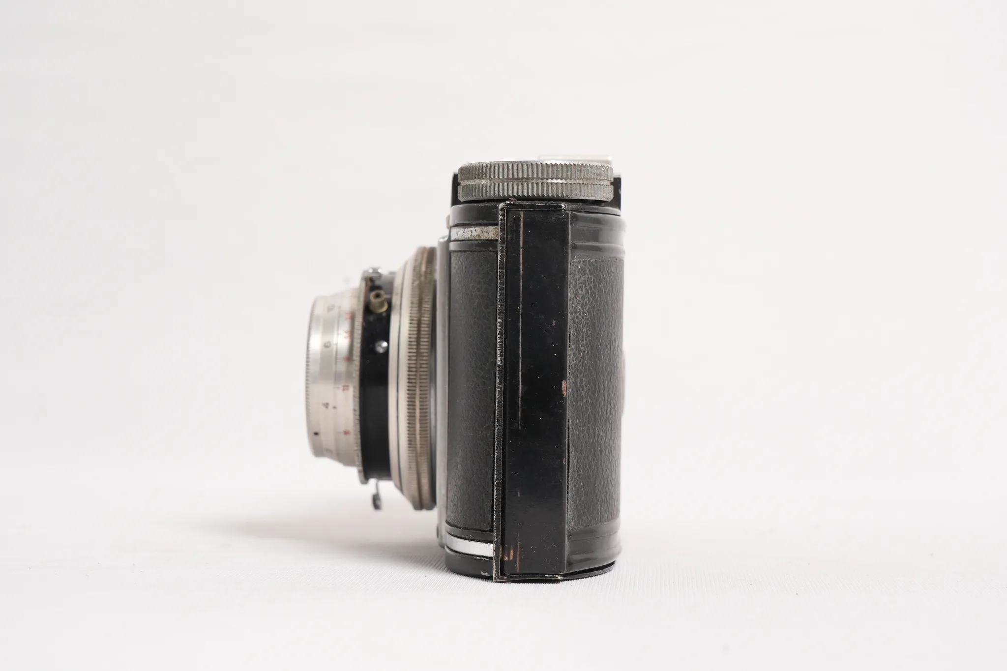 Braun Paxina Vario Vintage Viewfinder Camera — photograph