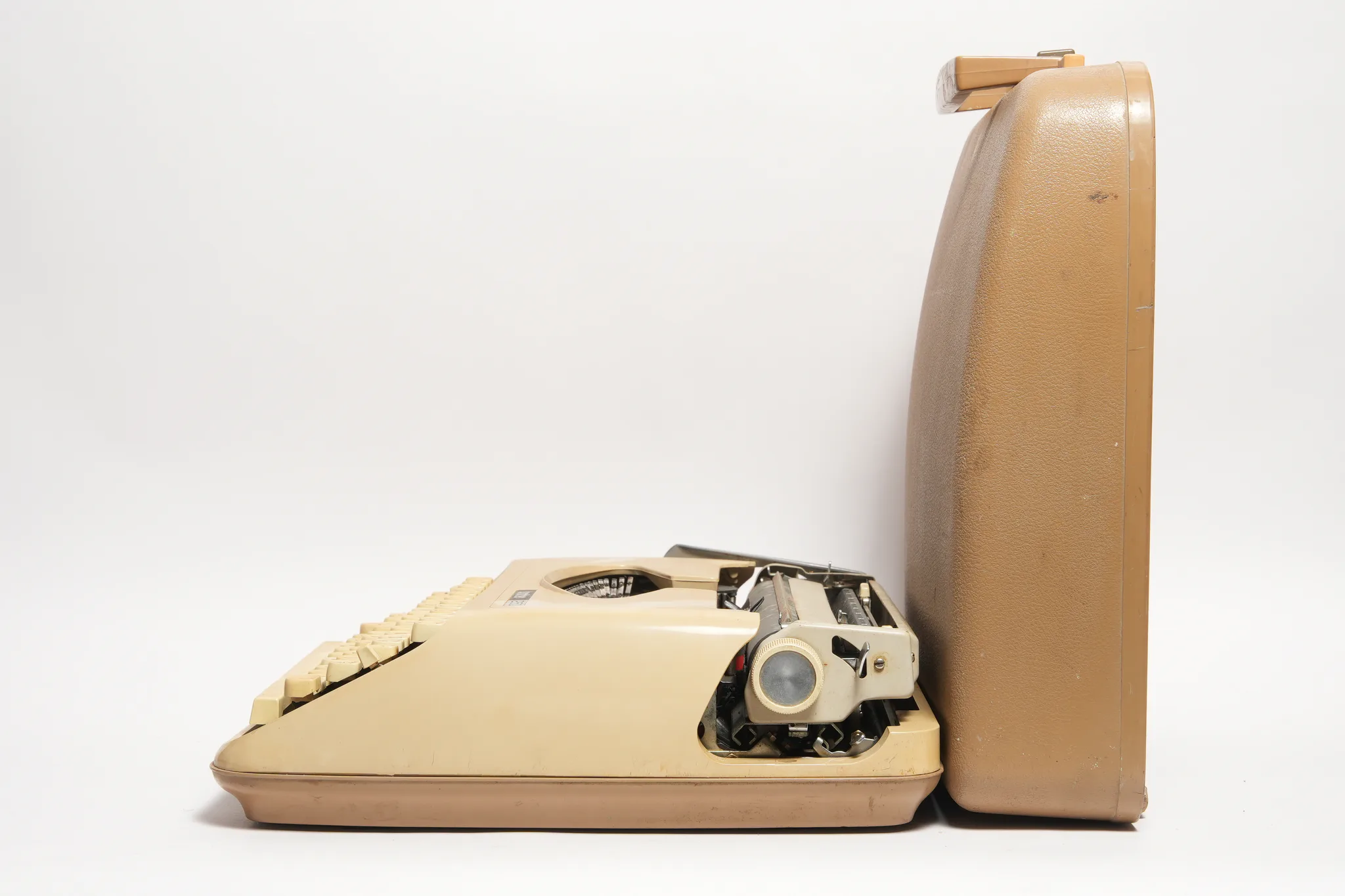 Brother 250 Vintage Portable Typewriter — photograph