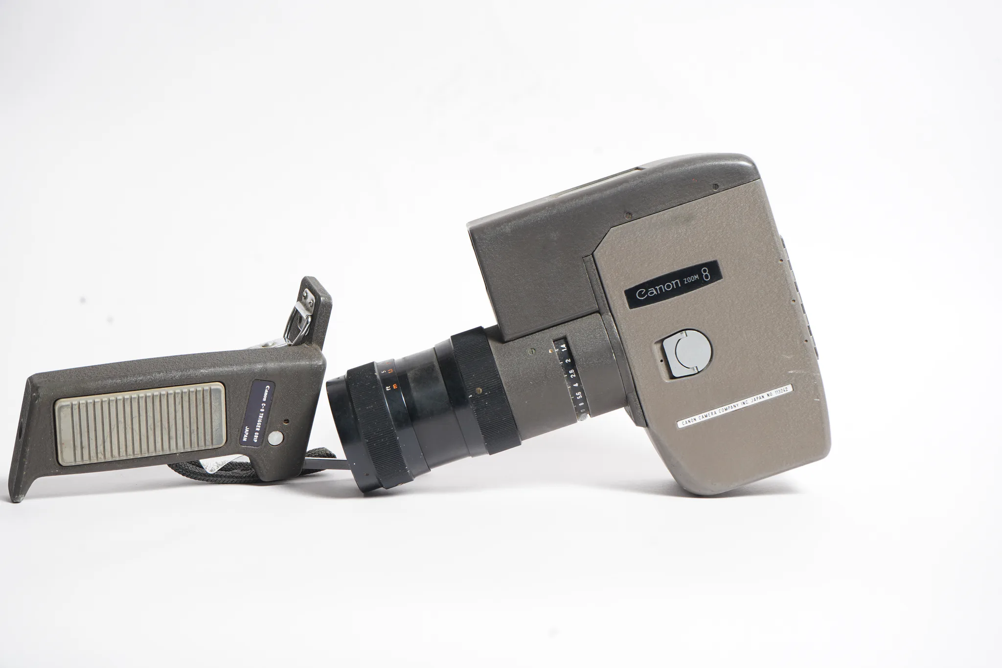 Canon Zoom 8 Cine Camera — photograph