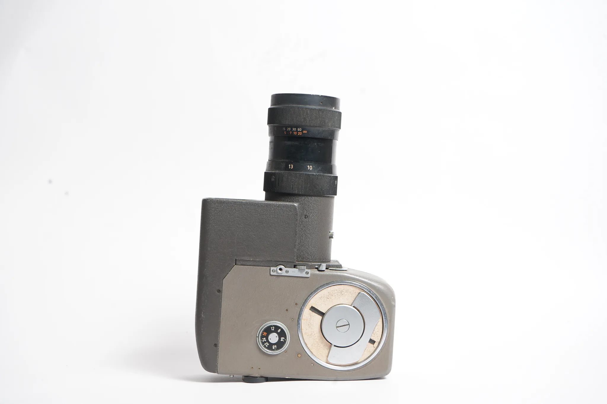 Canon Zoom 8 Cine Camera — Canon Camera Company Inc.: a tangible chapter of the analog era.