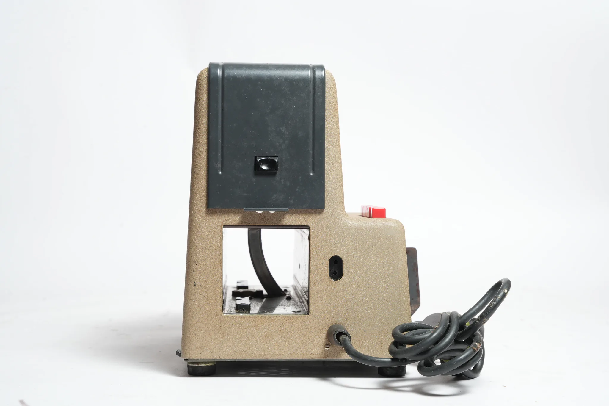 Carl Braun Paximat 35mm Slide Projector with Case — photograph 4