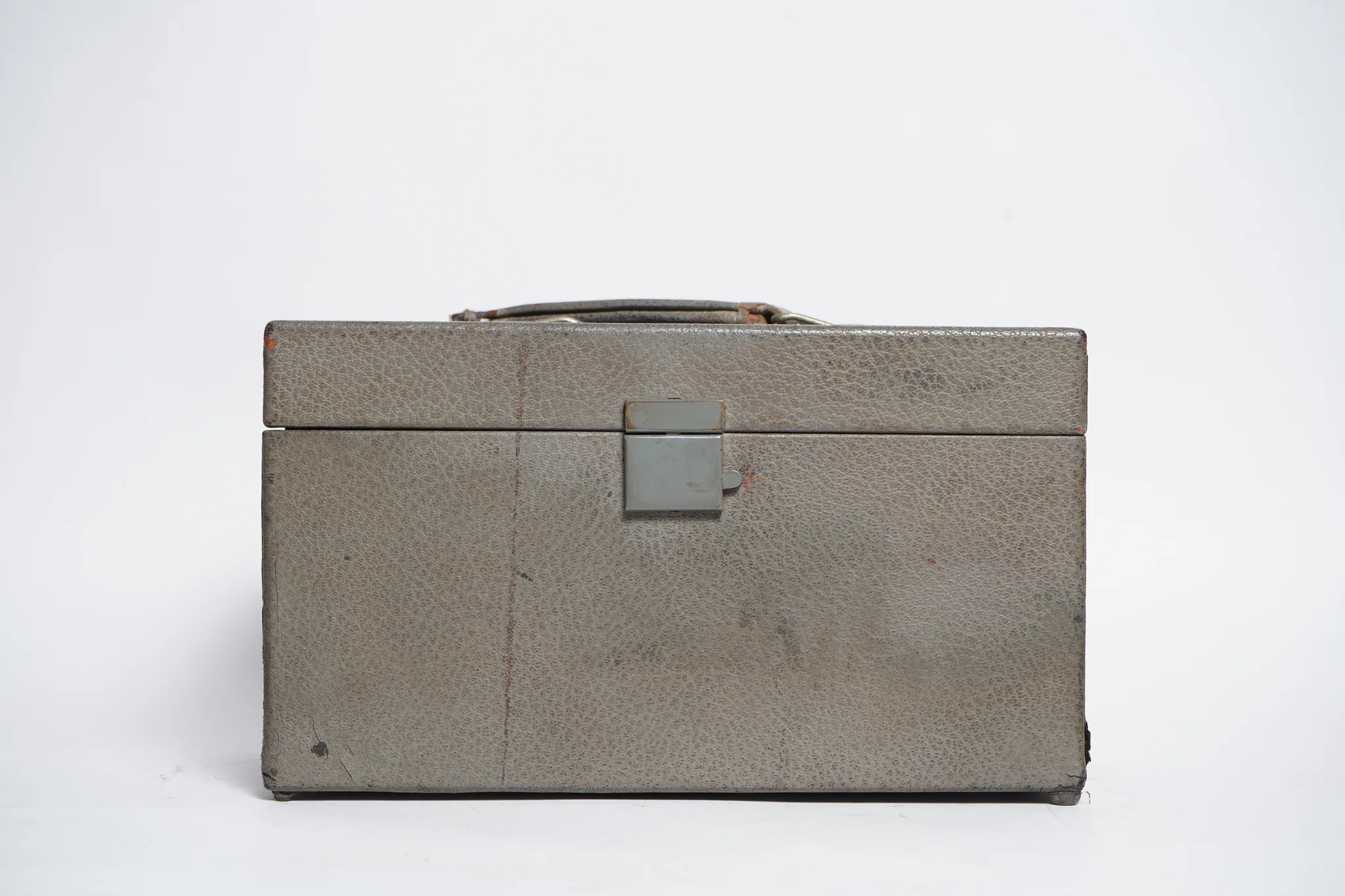 Ciné-Kodak Eight Model 20 Cine Camera — photograph