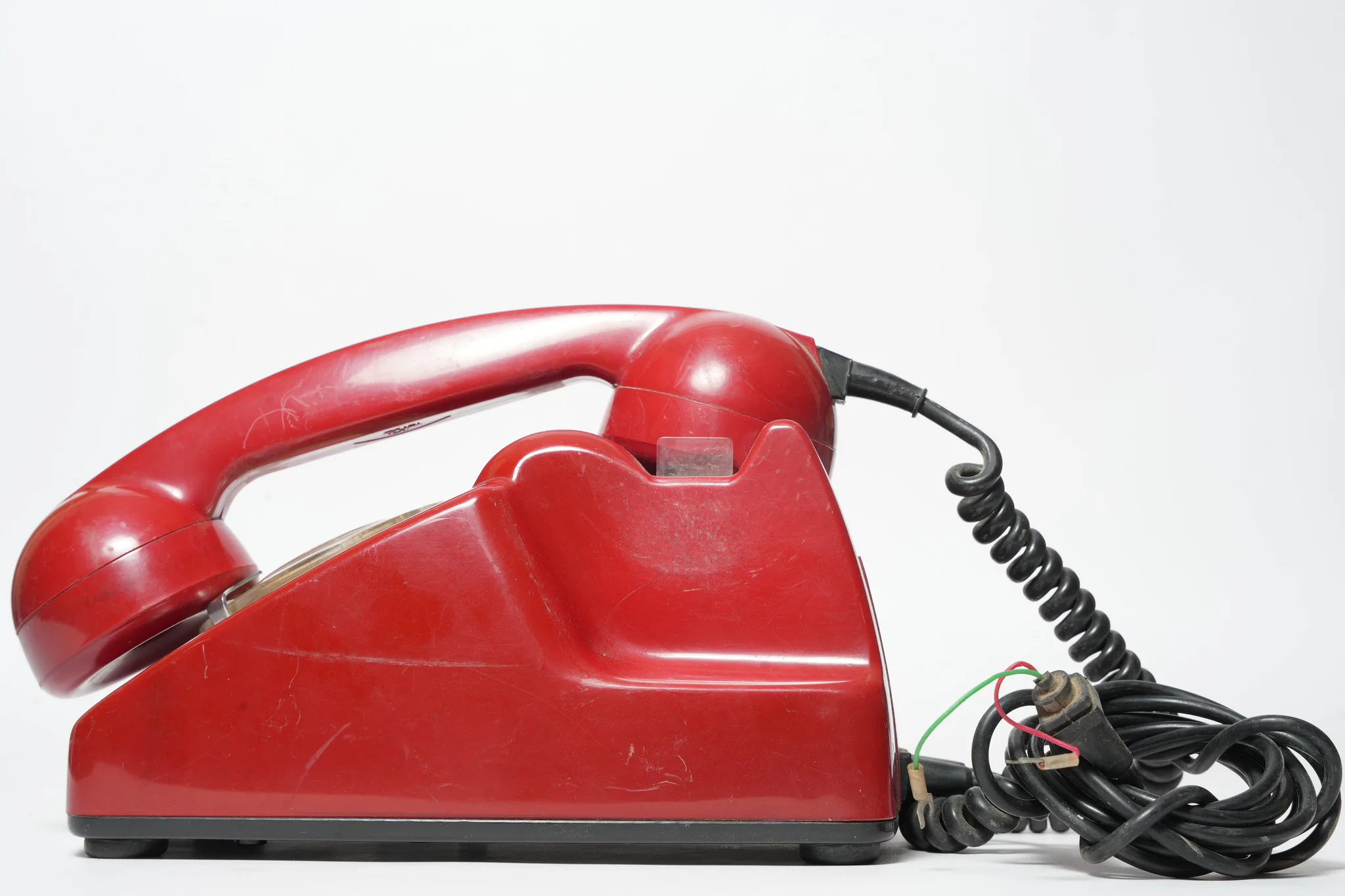 CITESA Heraldo Rotary Dial Telephone (Red) — photograph 5
