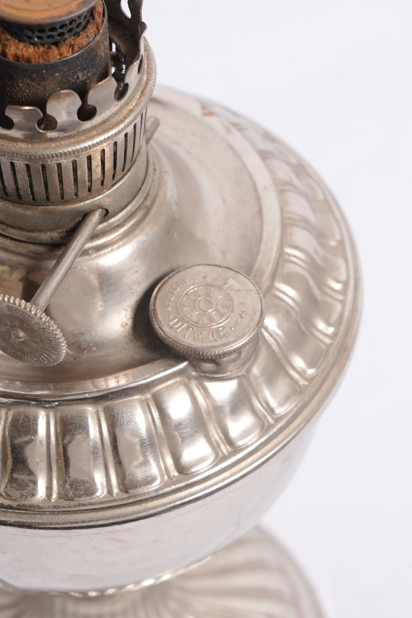 Ditmar Favorit Table Oil Lamp — photograph