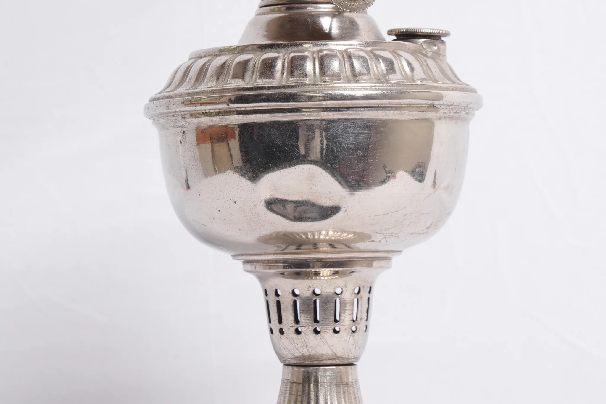Ditmar Favorit Table Oil Lamp — photograph