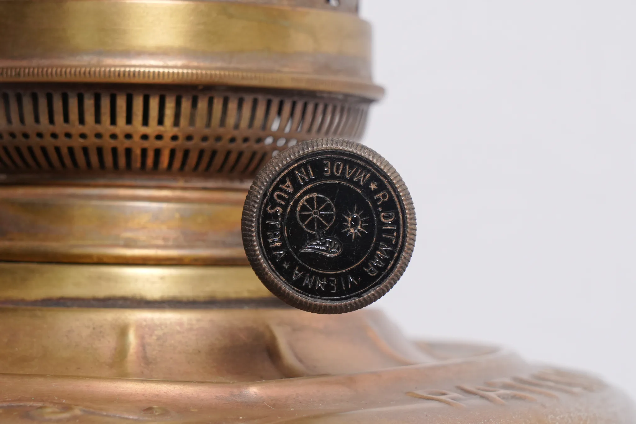 Vintage Dittmar Austrian Make Brass Kerosene Oil Lamp — photograph