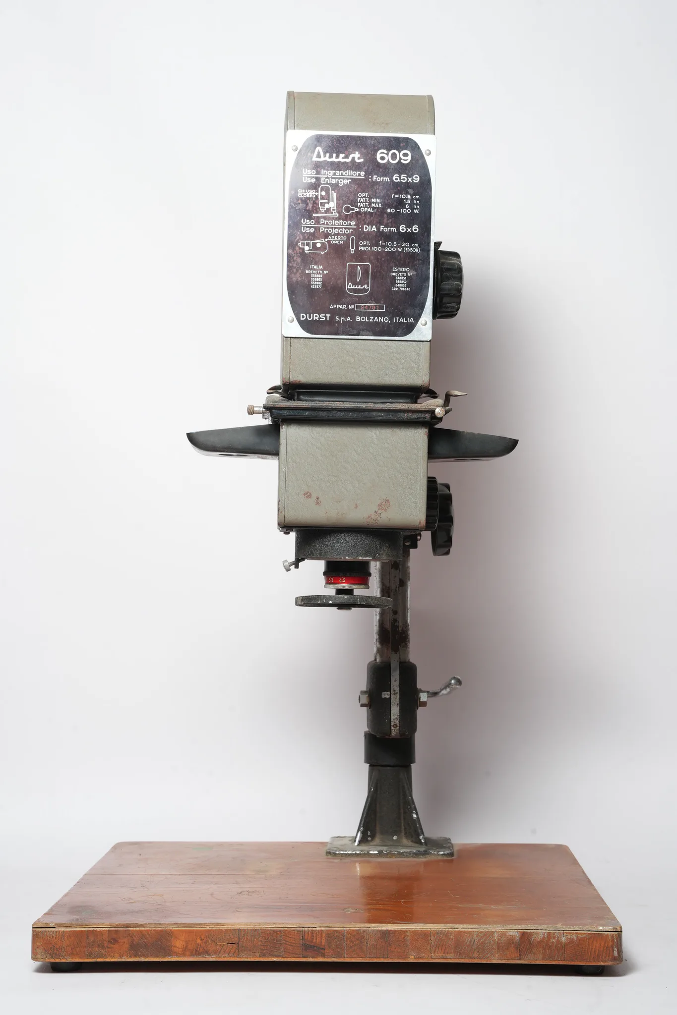 Durst 609 Medium Format Darkroom Enlarger — Precision Below the Bellows