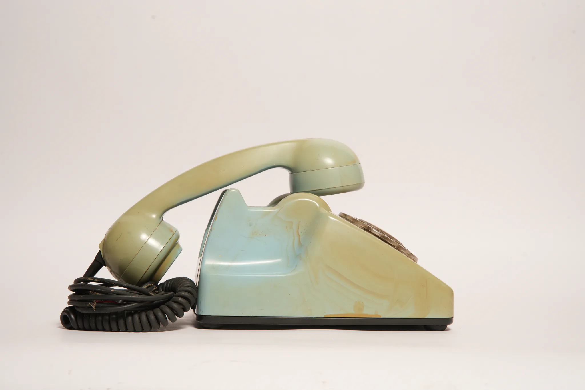 TESLA 4FP 120 70 Rotary Dial Telephone — photograph