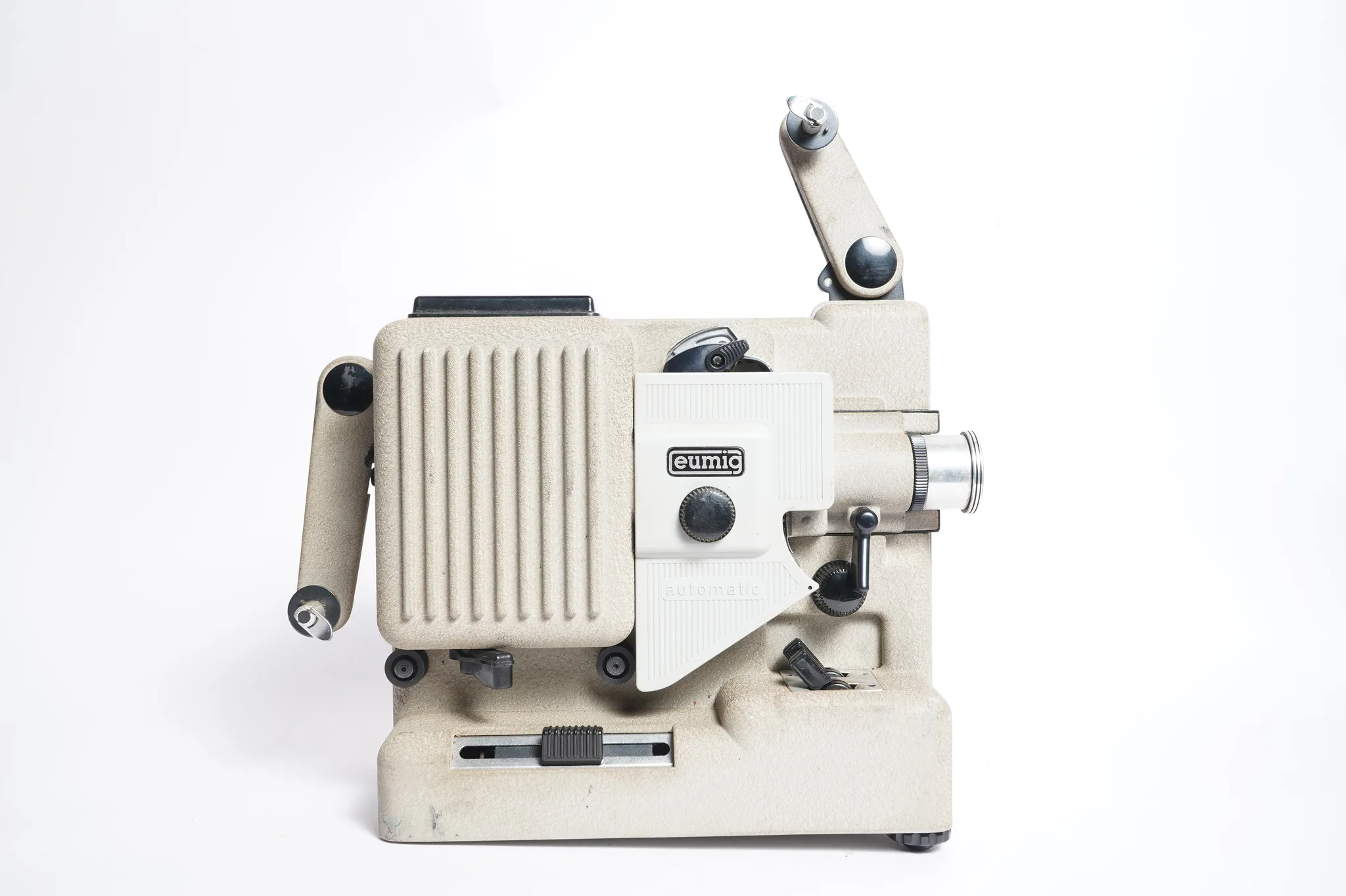 Eumig P8 Automatic 8mm Projector — photograph