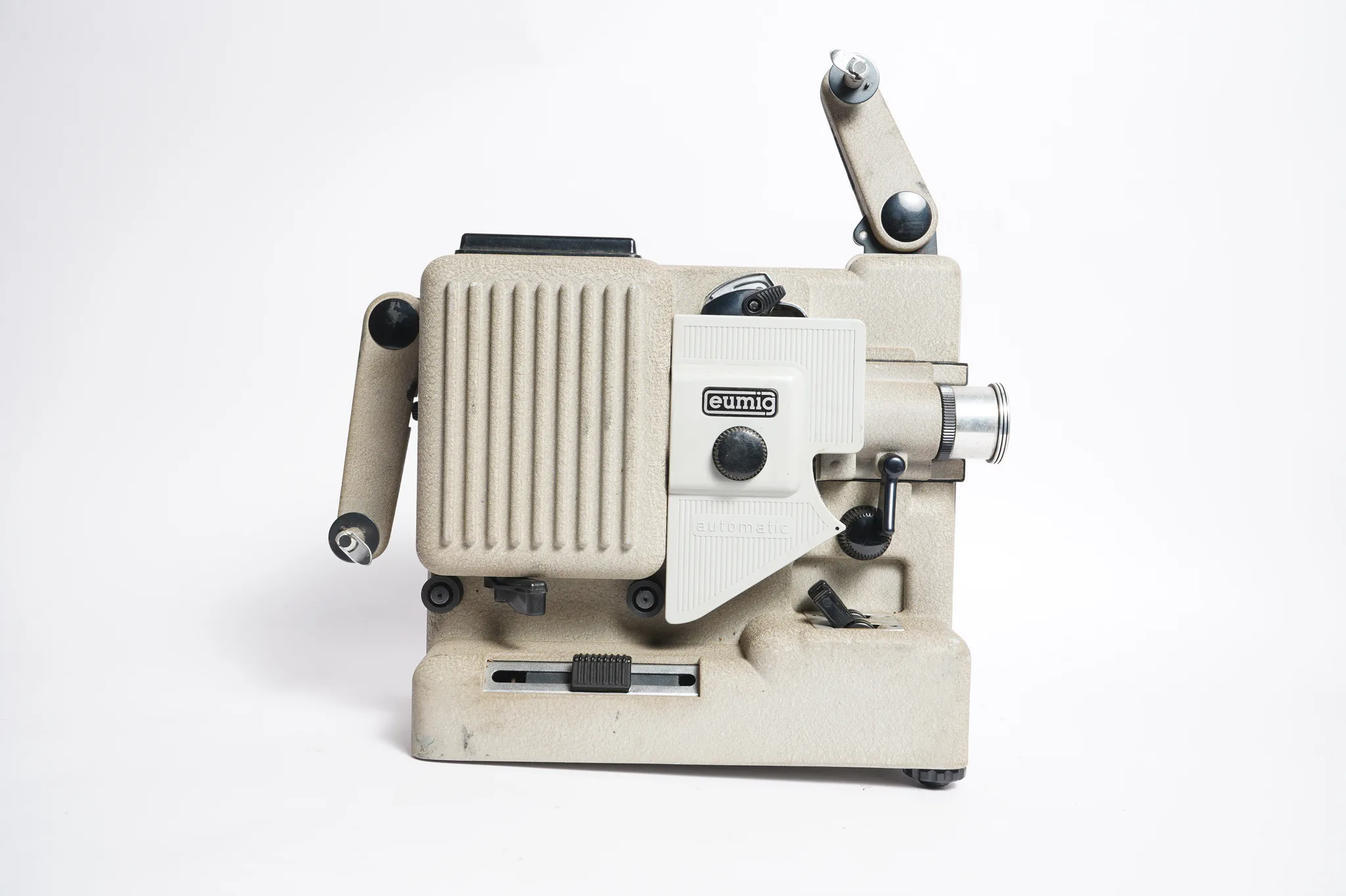 Eumig P8 Automatic 8mm Projector — photograph
