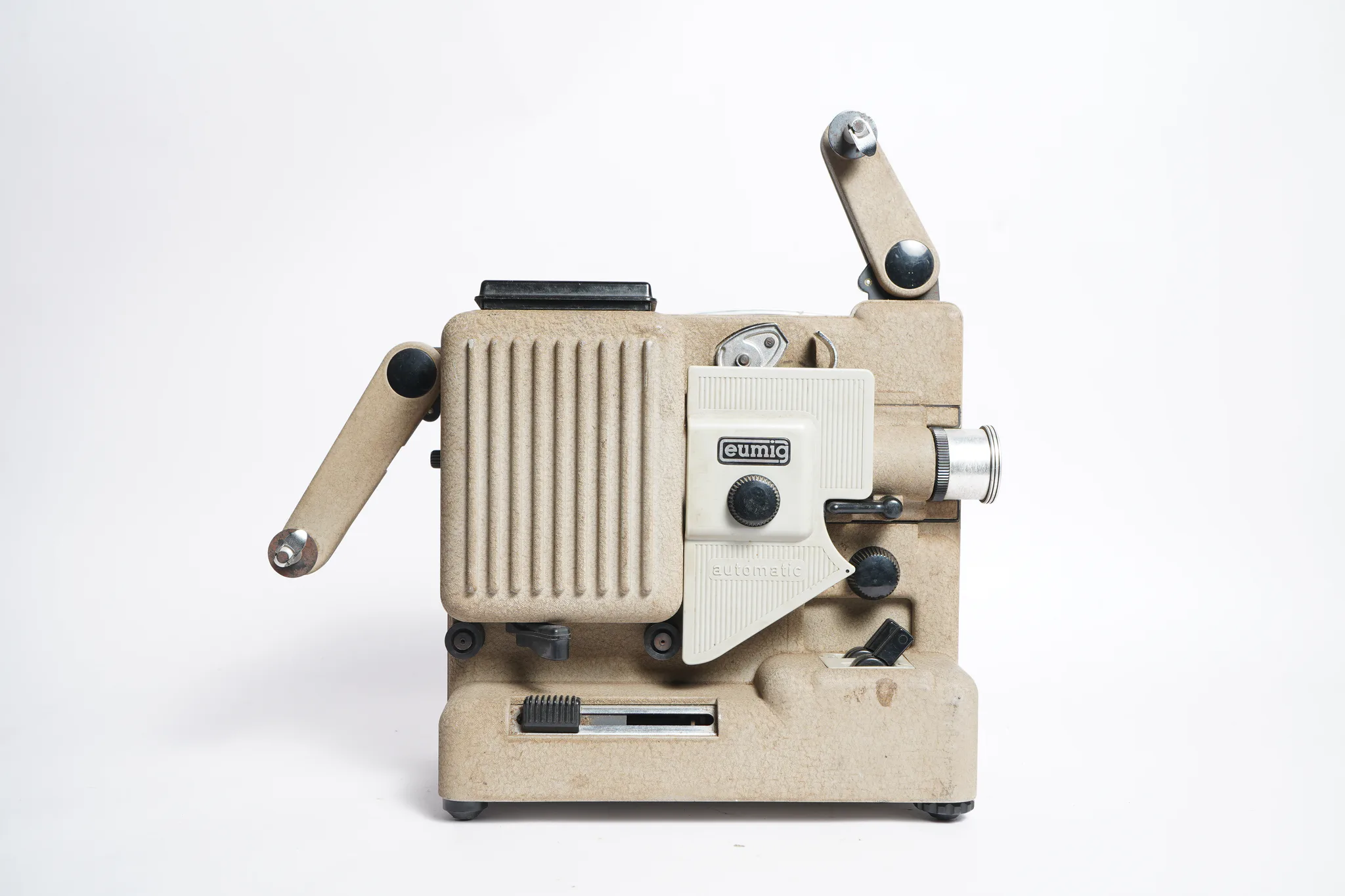 Eumig P8 Automatic 8mm Projector — photograph