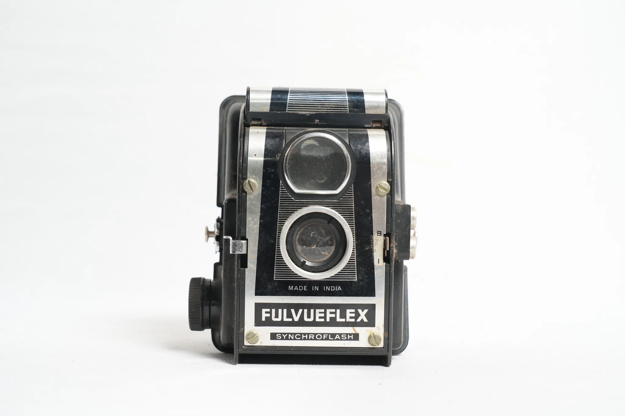 Fulvueflex Synchroflash Vintage TLR Camera — A one-of-one object, not a stock photograph.