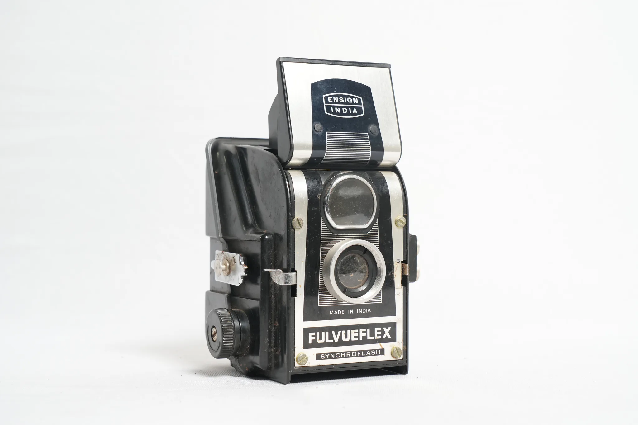 Fulvueflex Synchroflash Vintage TLR Camera — photograph
