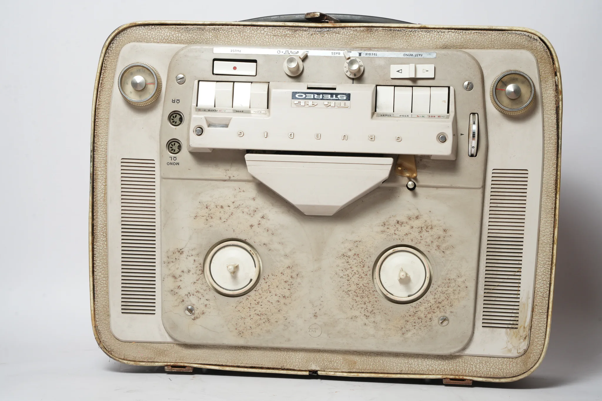Grundig TK 46 Stereo Reel-to-Reel Tape Recorder — photograph 3