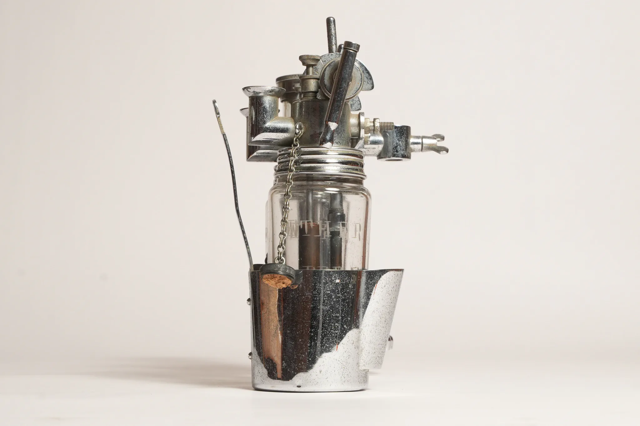 Gwathmey Vaporizer Anesthetic Machine — photograph