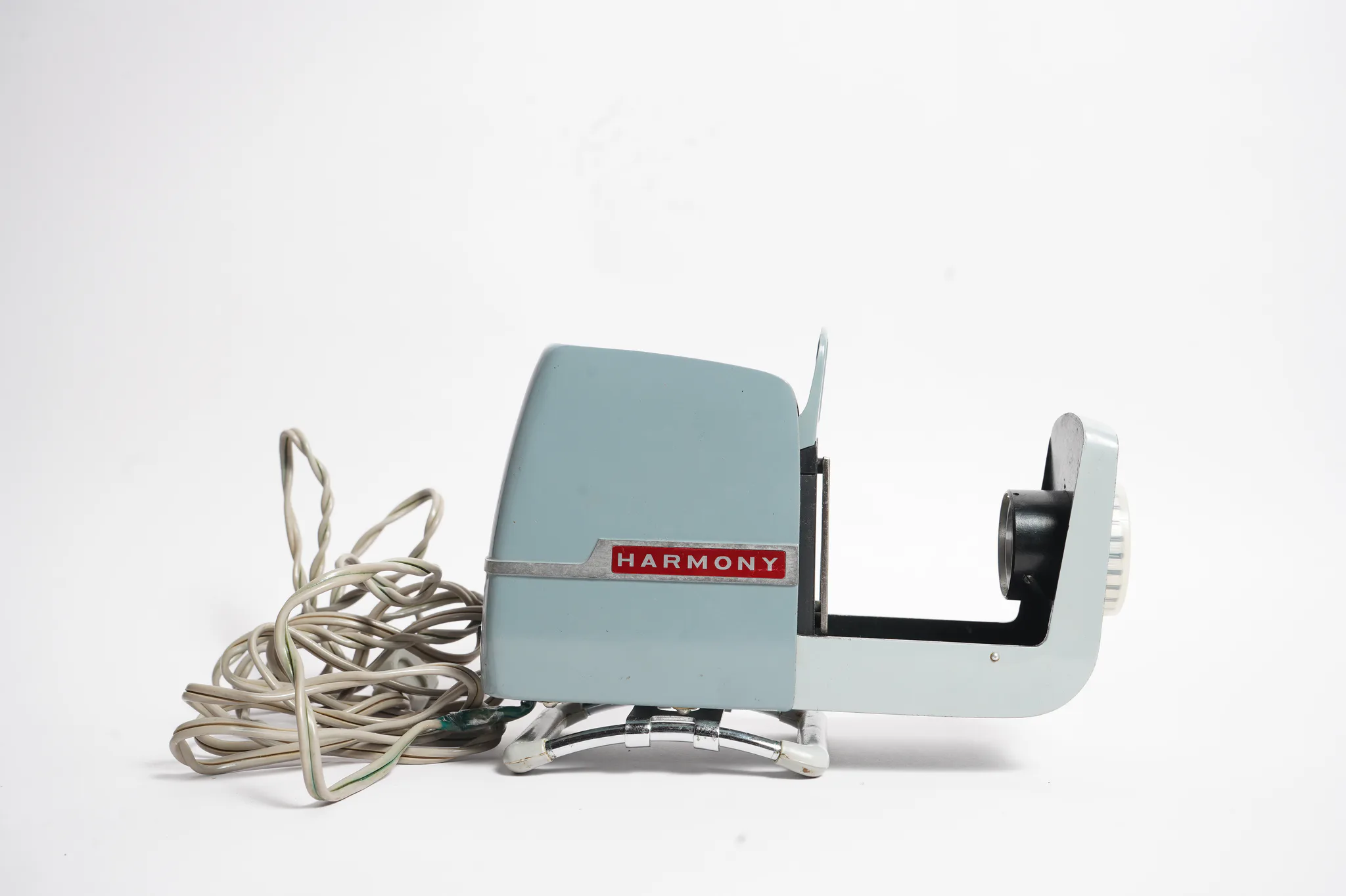 Harmony 35 Slide Projector (Blue Enamel) — photograph