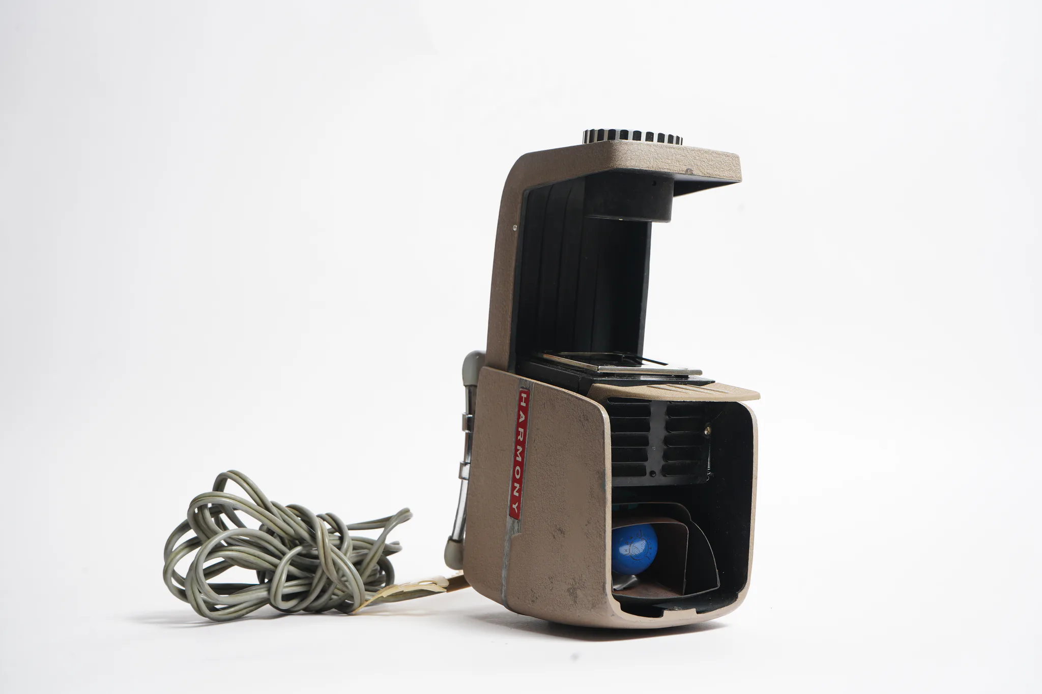 Harmony 35 Slide Projector (Tan Crinkle) — photograph