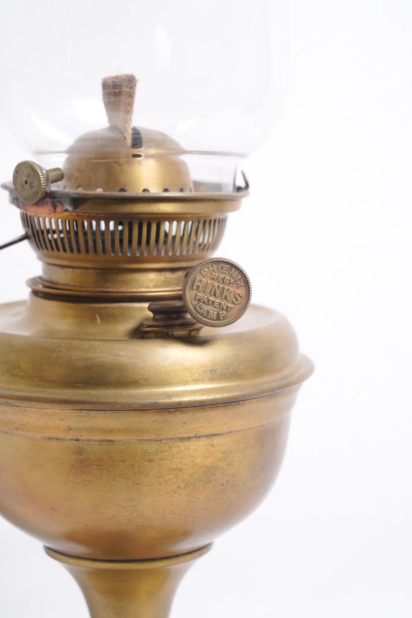 Vintage Hinks Patent Brass Duplex Oil Lamp with Glass Chimney — photograph