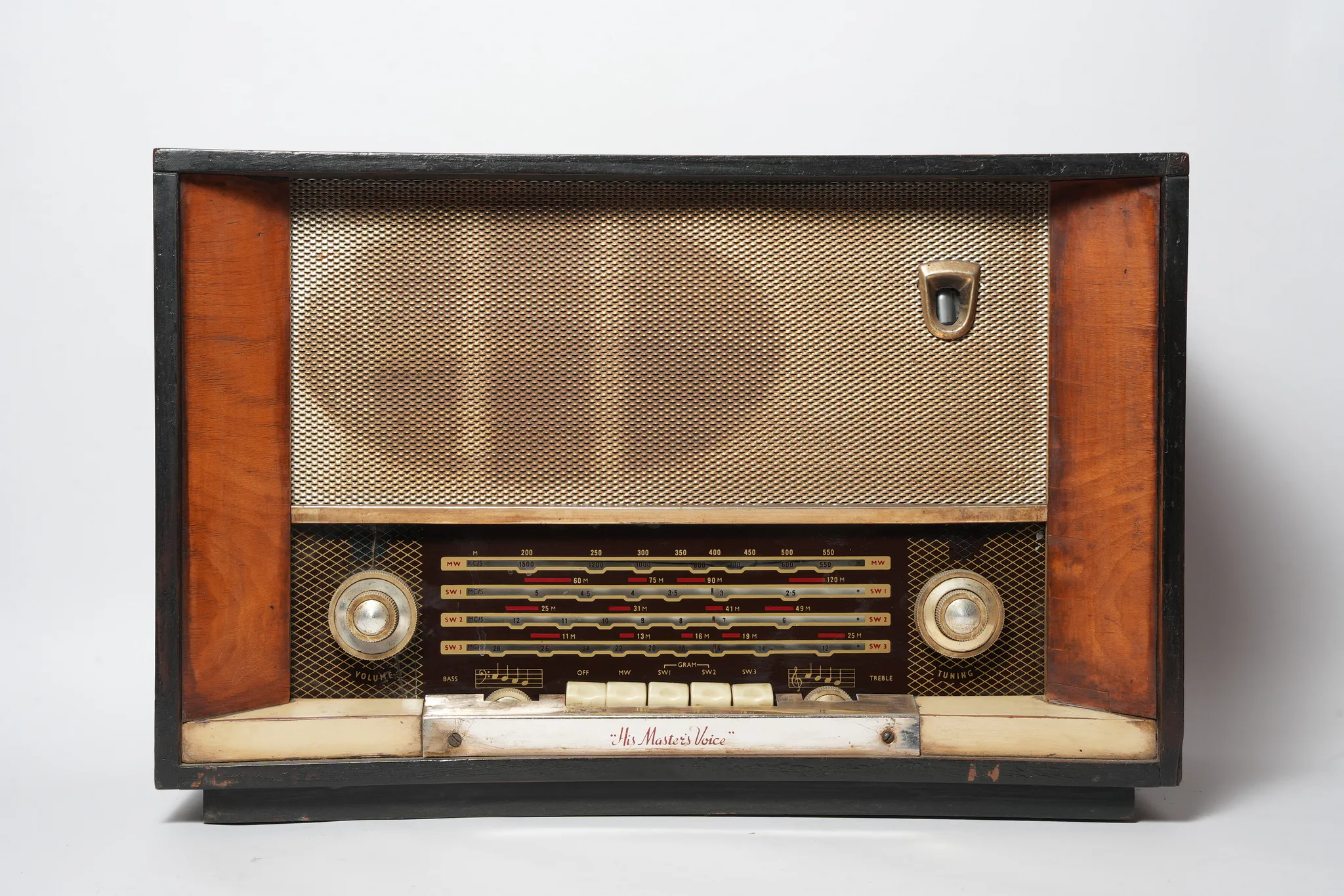 His Master's Voice Model 5170 Valve Table Radio — photograph 1