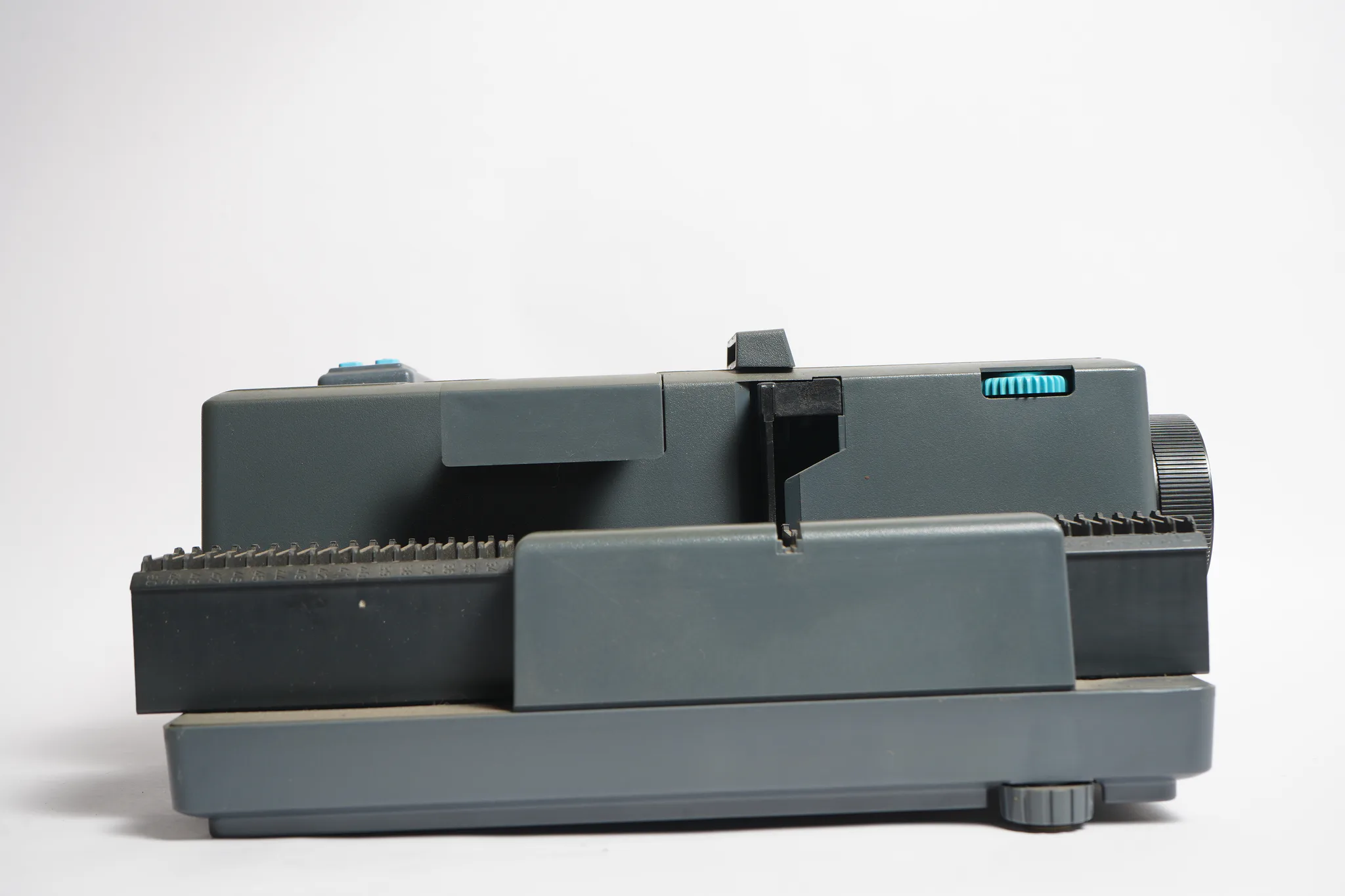 Kindermann 1500 E Diafocus Projector — A one-of-one object, not a stock photograph.