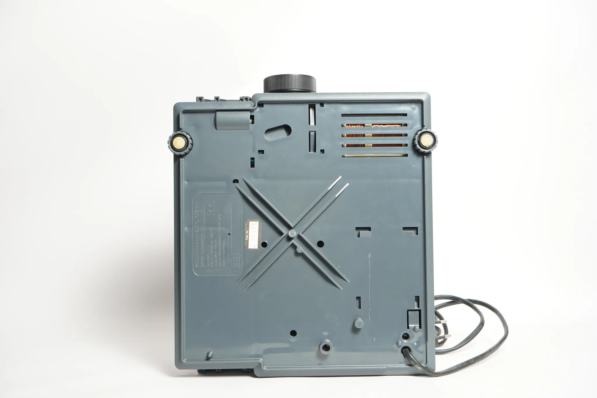 Kindermann 1500 E Diafocus Projector — photograph