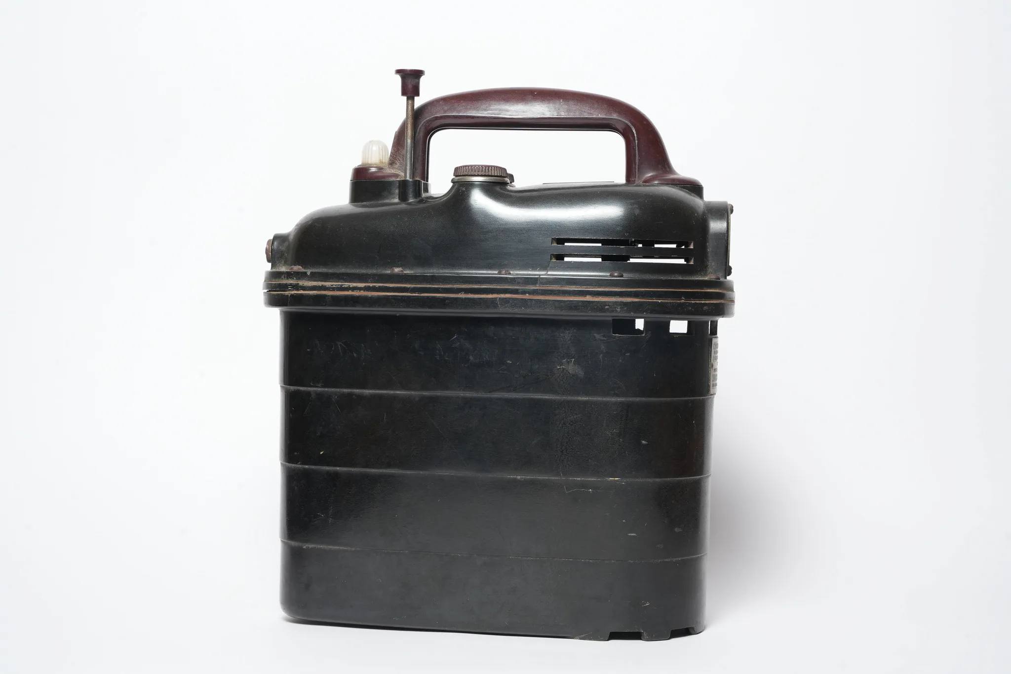 Madewell Electro Sprayer Model BB — Molded Phenolic Architecture