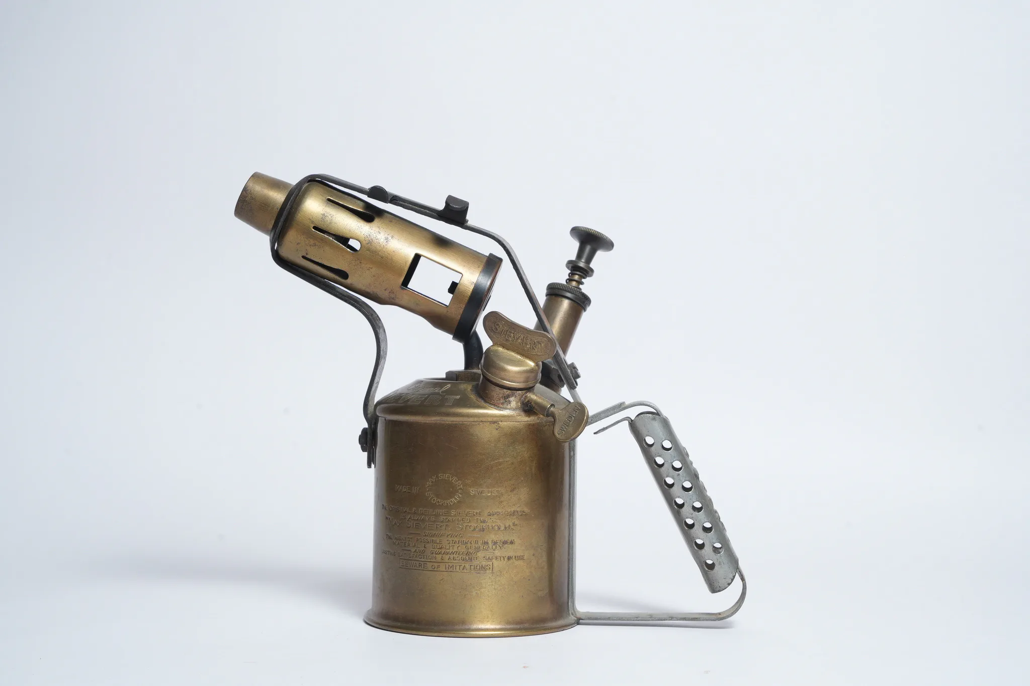 Max Sievert 1054 Brass Blowlamp (0.5 Liter) — photograph 2