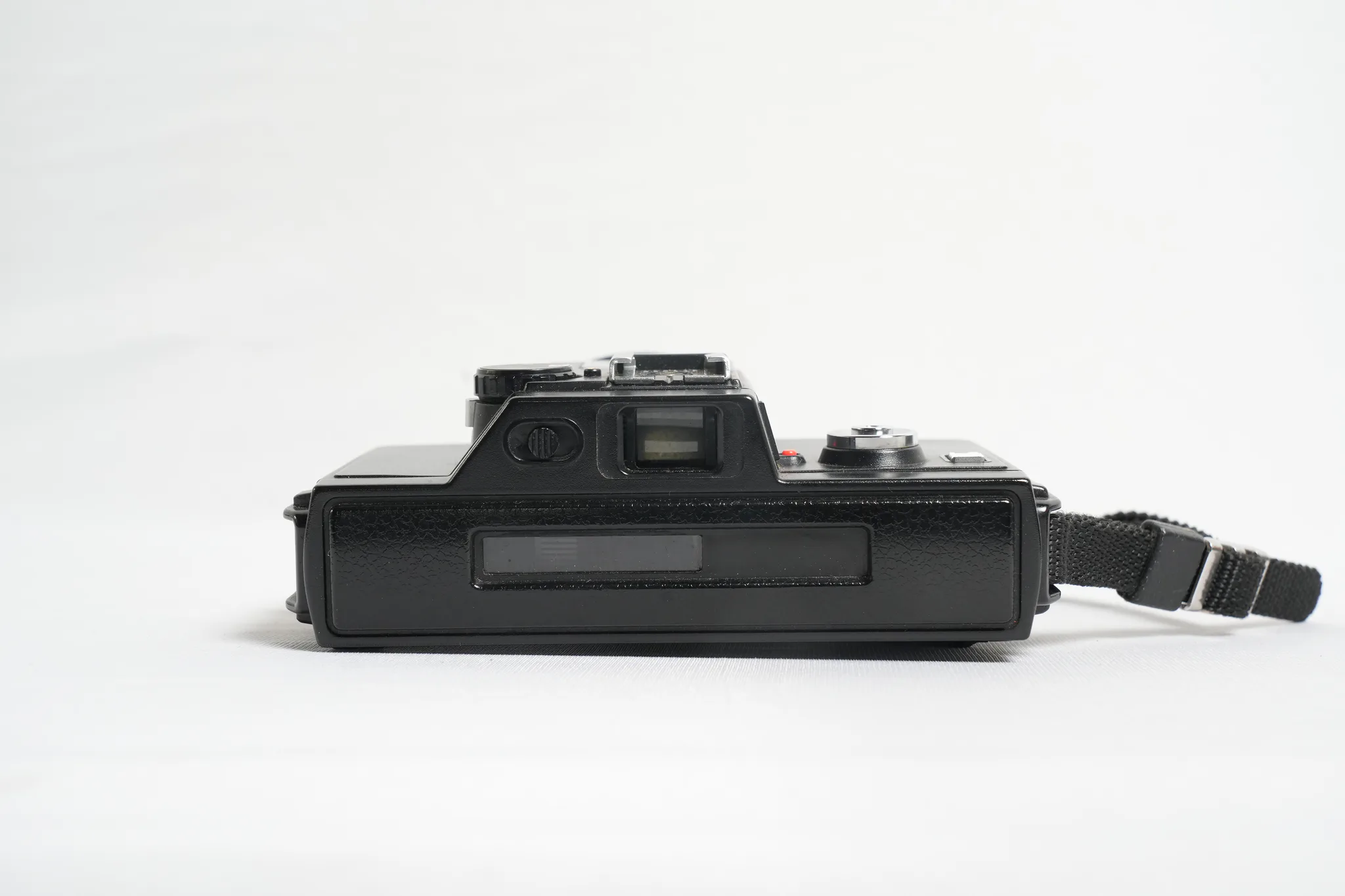 Minolta 110 Zoom SLR Vintage Camera — photograph