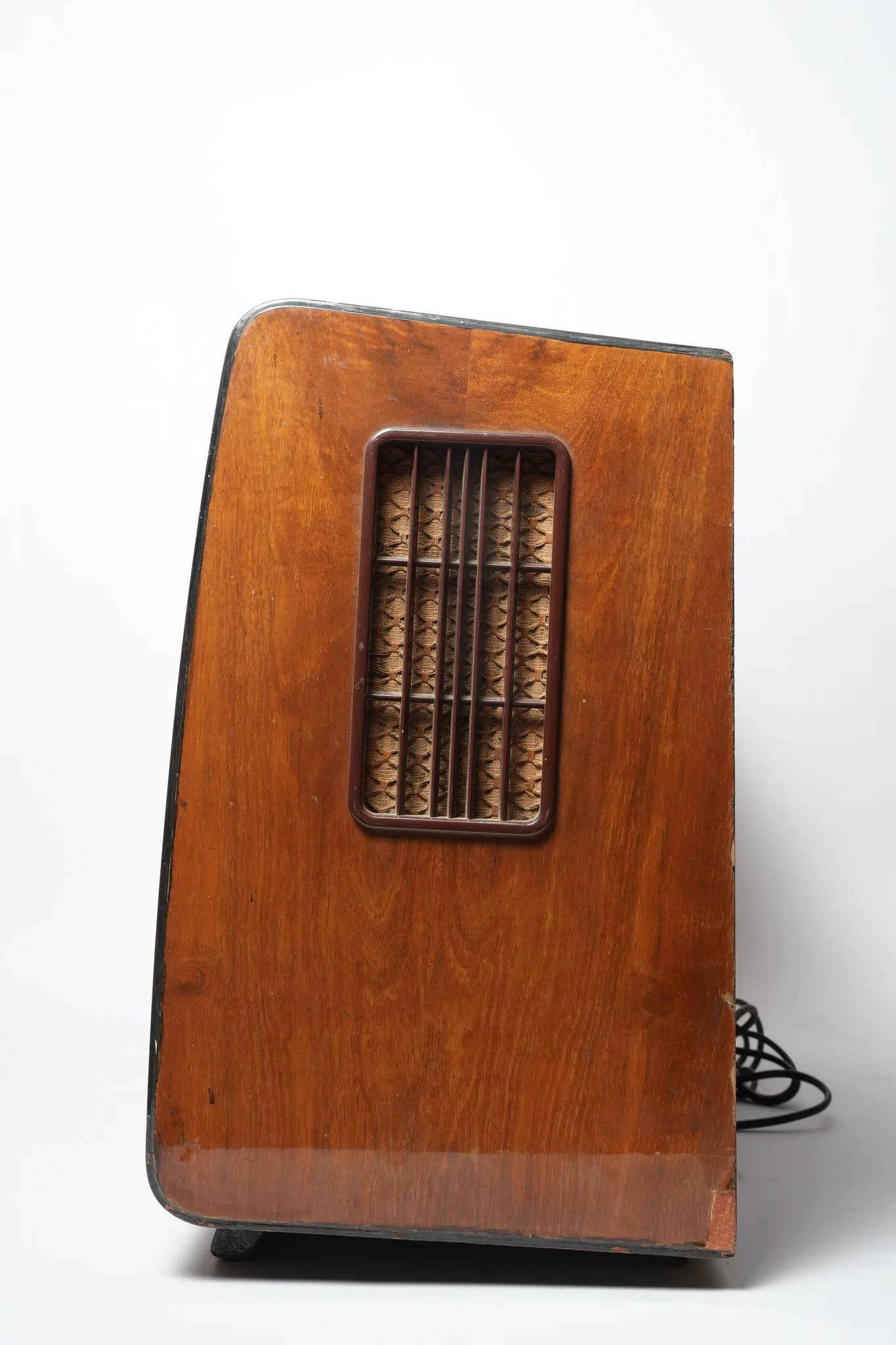 Murphy 5-Band Tabletop Valve Radio Receiver — photograph 1