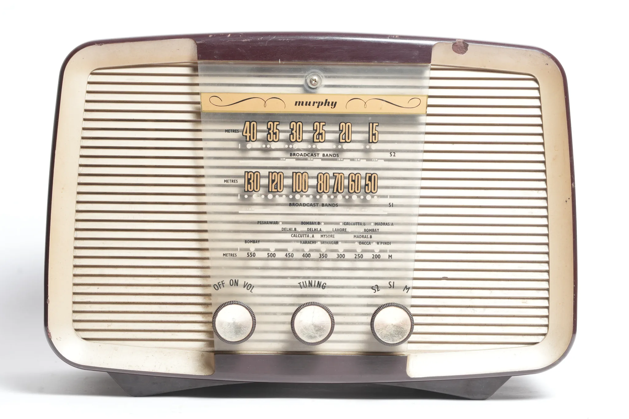 Murphy TA158 Valve Radio — photograph 1