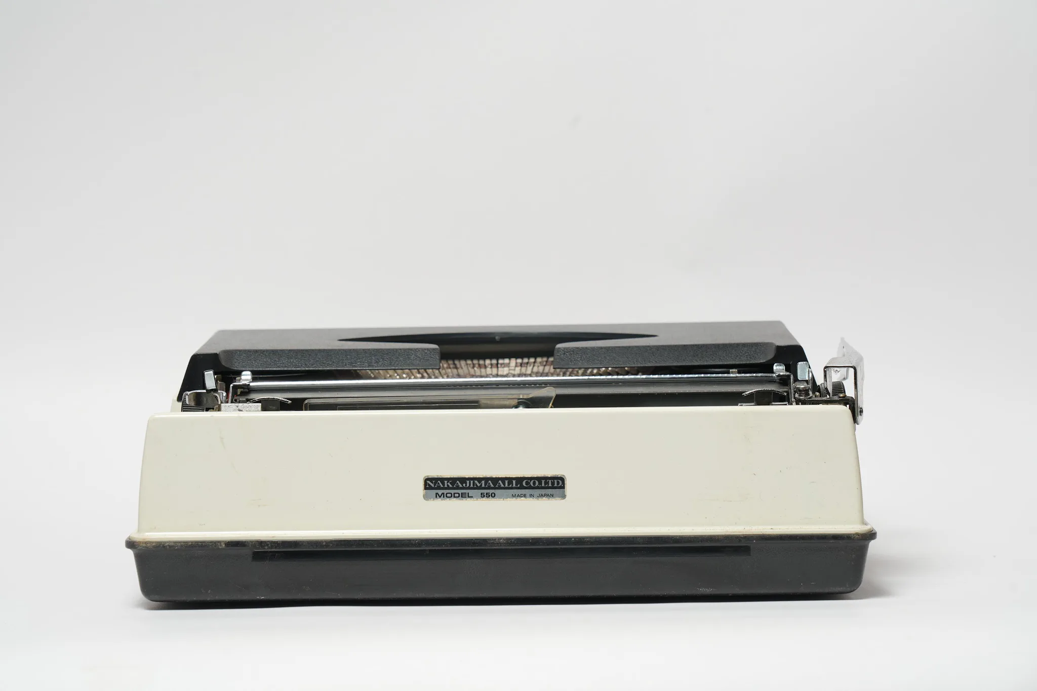Nakajima All Model 550 Vintage Typewriter with Case — photograph