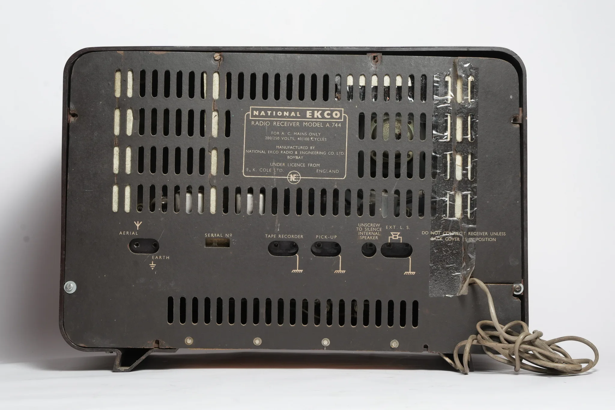 National Ekco Model A.744 Radio Receiver — photograph 3