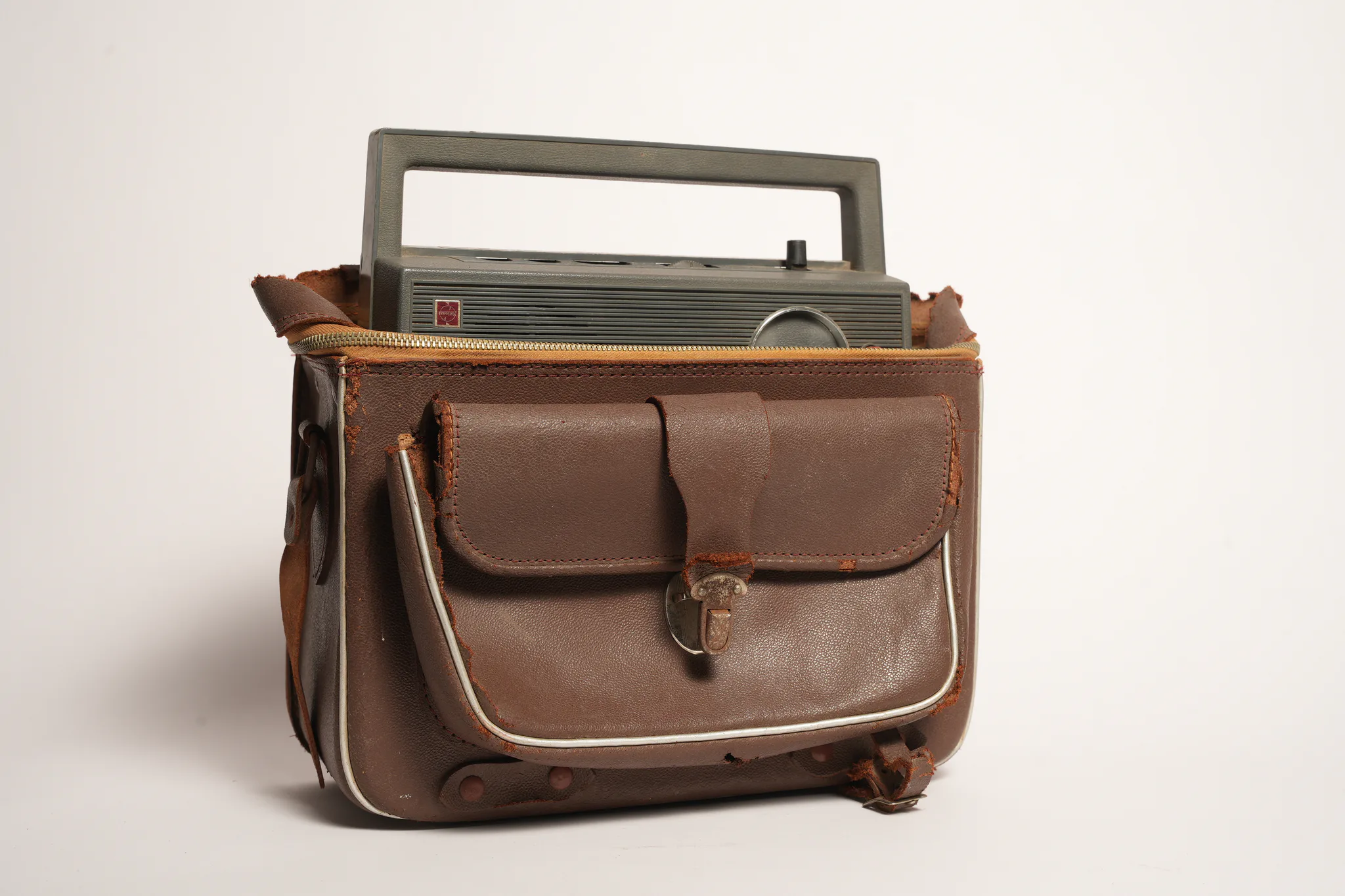 National Solid State Portable Reel-to-Reel Tape Recorder — photograph 1