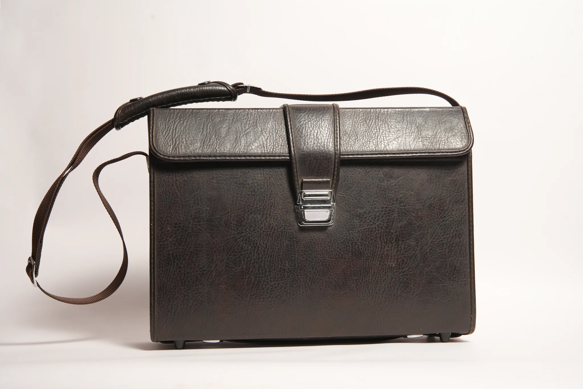 National Vintage Portable Color Video Camera Outfit — photograph