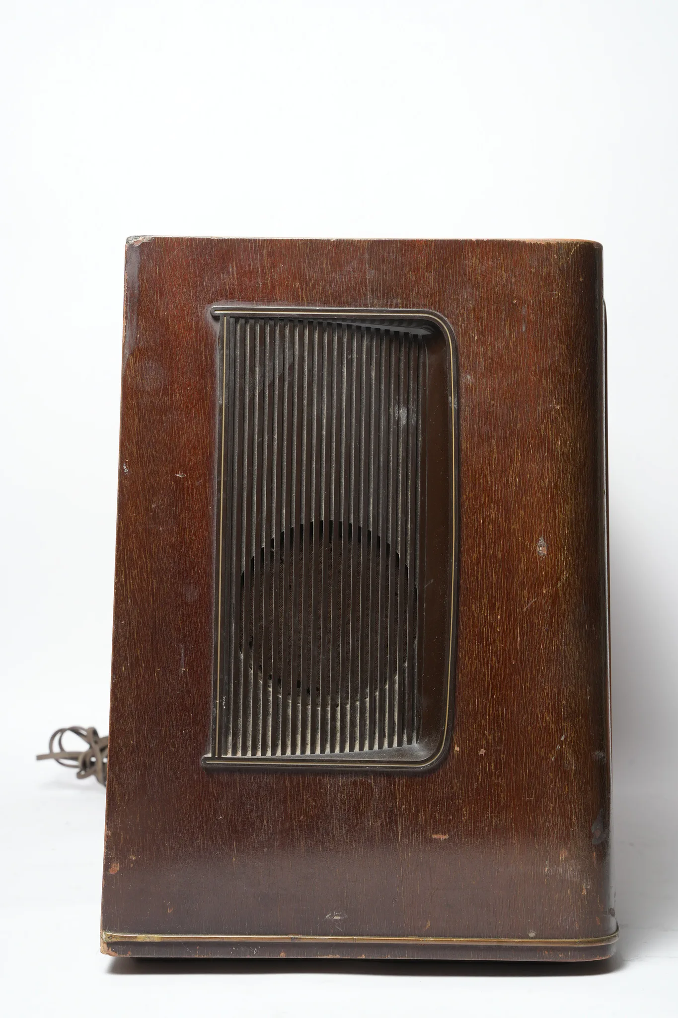 Nordmende Rigoletto 58 Tube Radio (Chassis 8030) — photograph 1