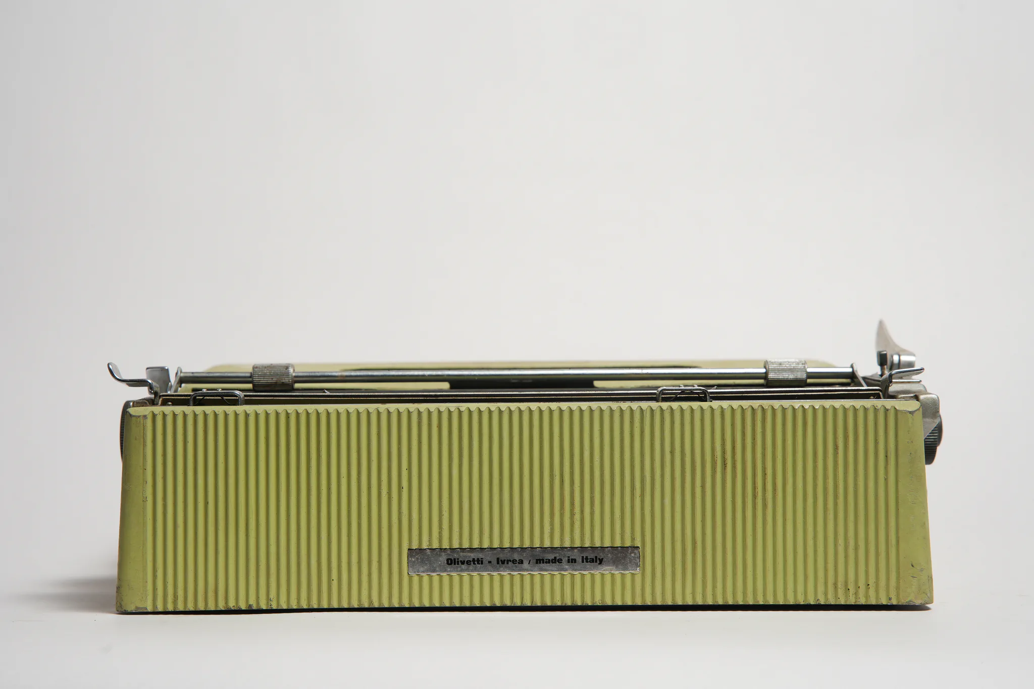 Olivetti Lettera 22 Portable Typewriter — photograph