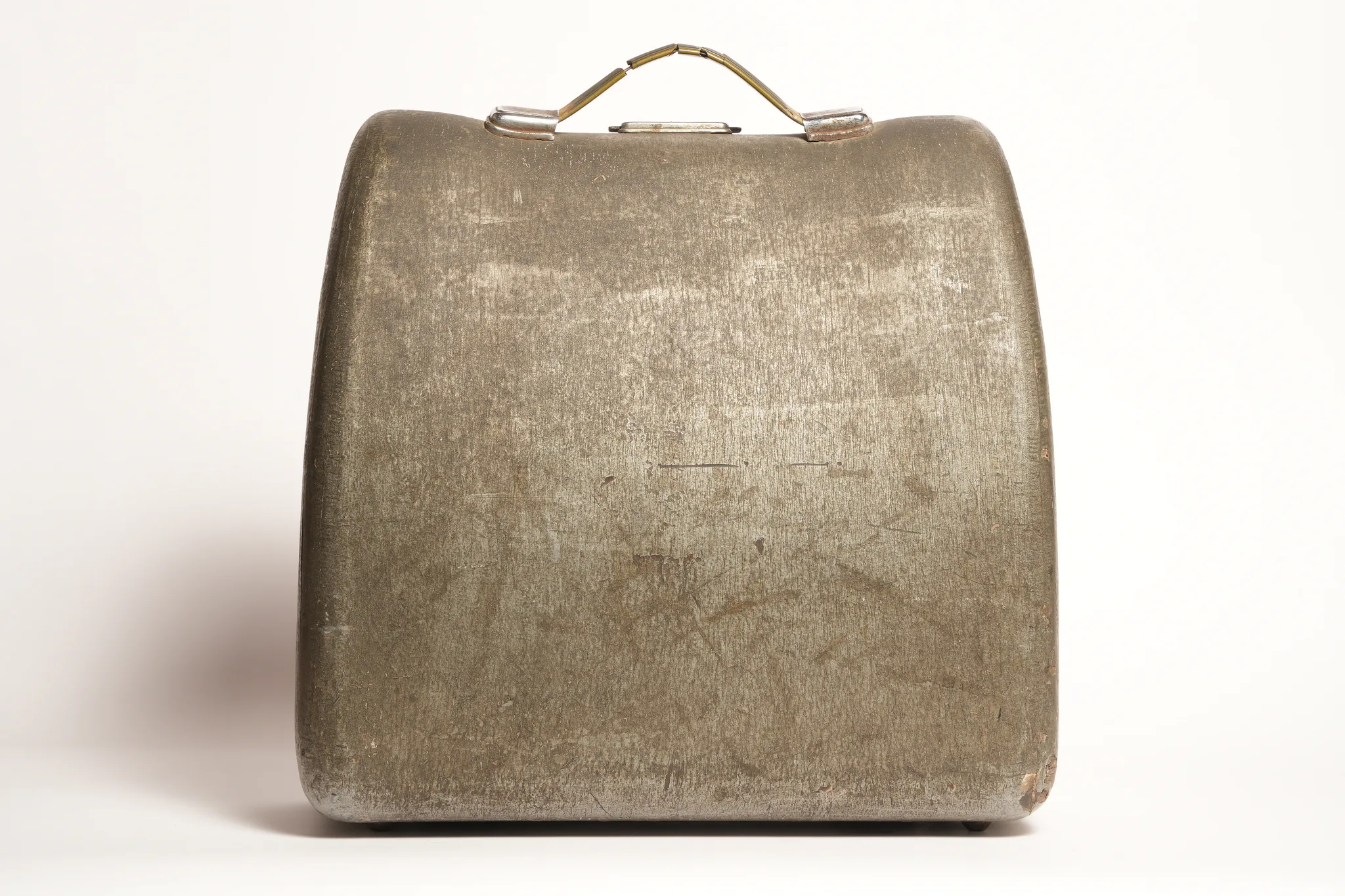 Olympia SM3 Portable Typewriter with Carrying Case — photograph