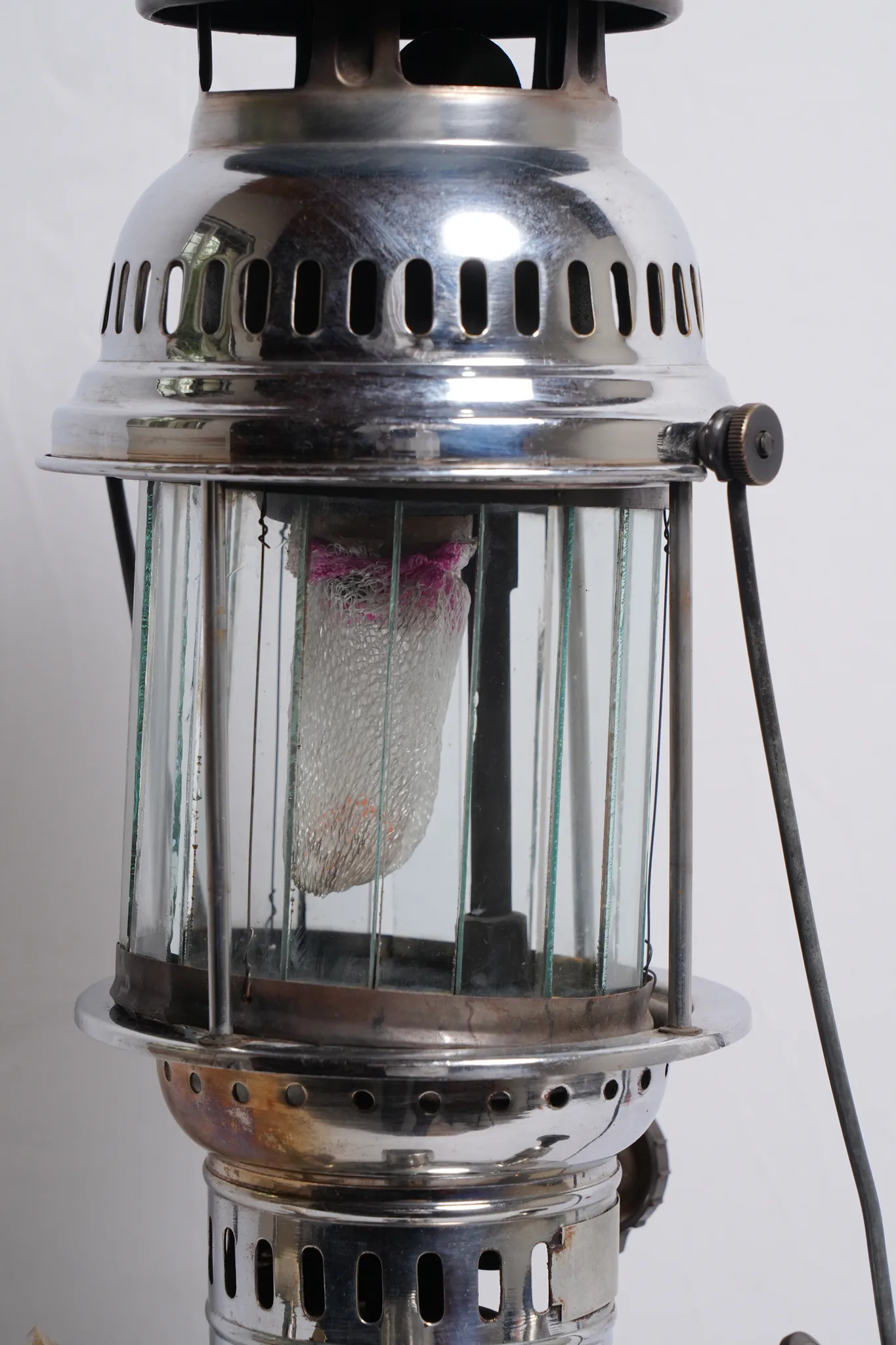 Petromax Rapid 828/350CP Vintage Pressure Lantern — photograph