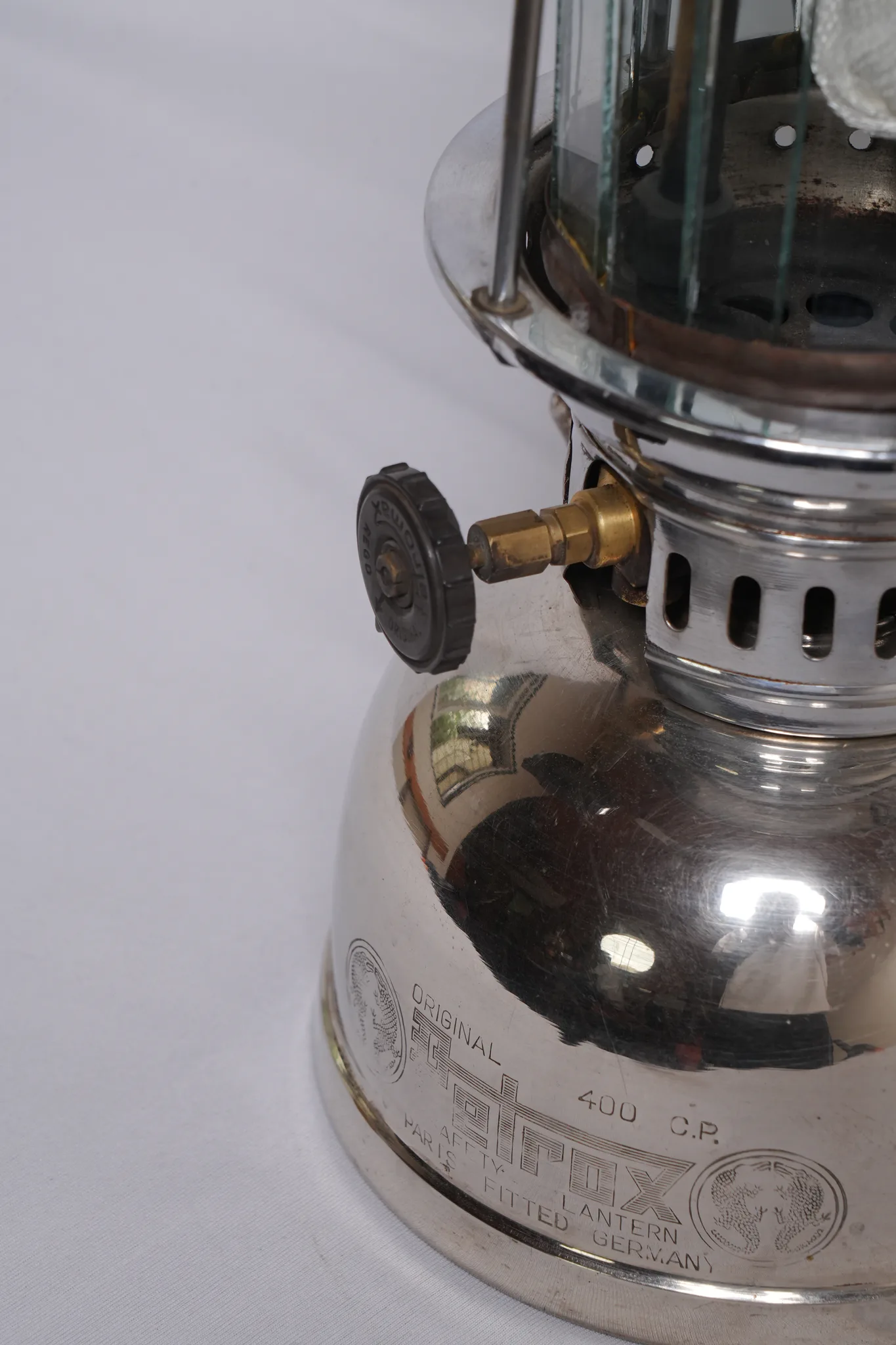 Petromax Rapid 828/350CP Vintage Pressure Lantern — photograph