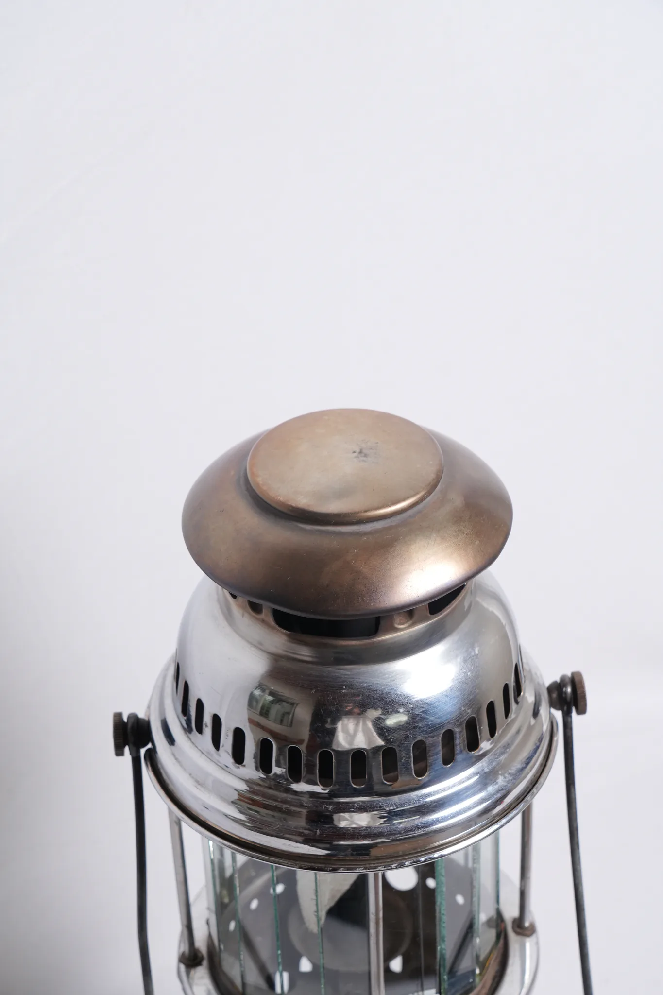 Petromax Rapid 828/350CP Vintage Pressure Lantern — photograph
